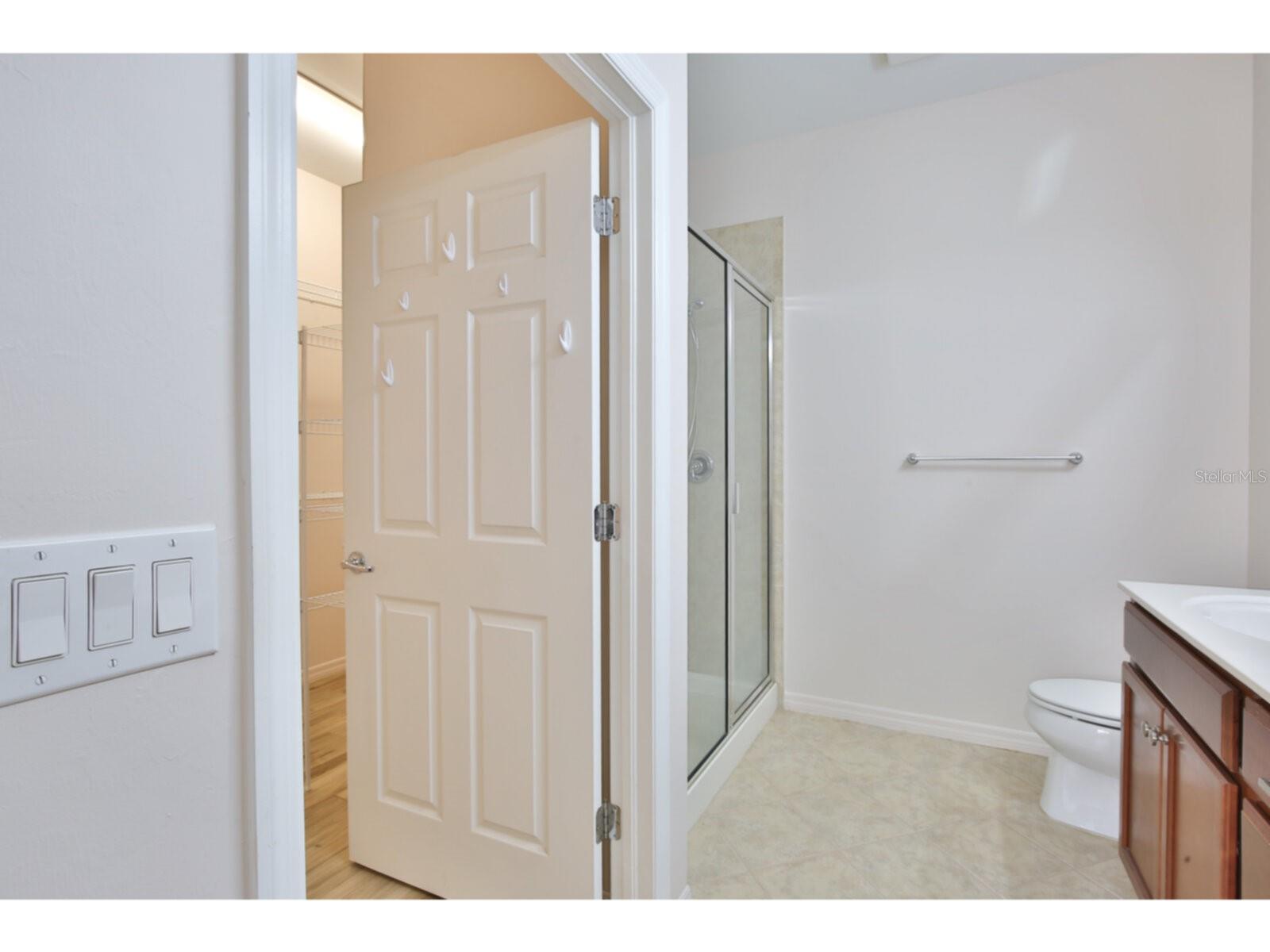 Image 14 of 33 For 19108 Lappacio Street