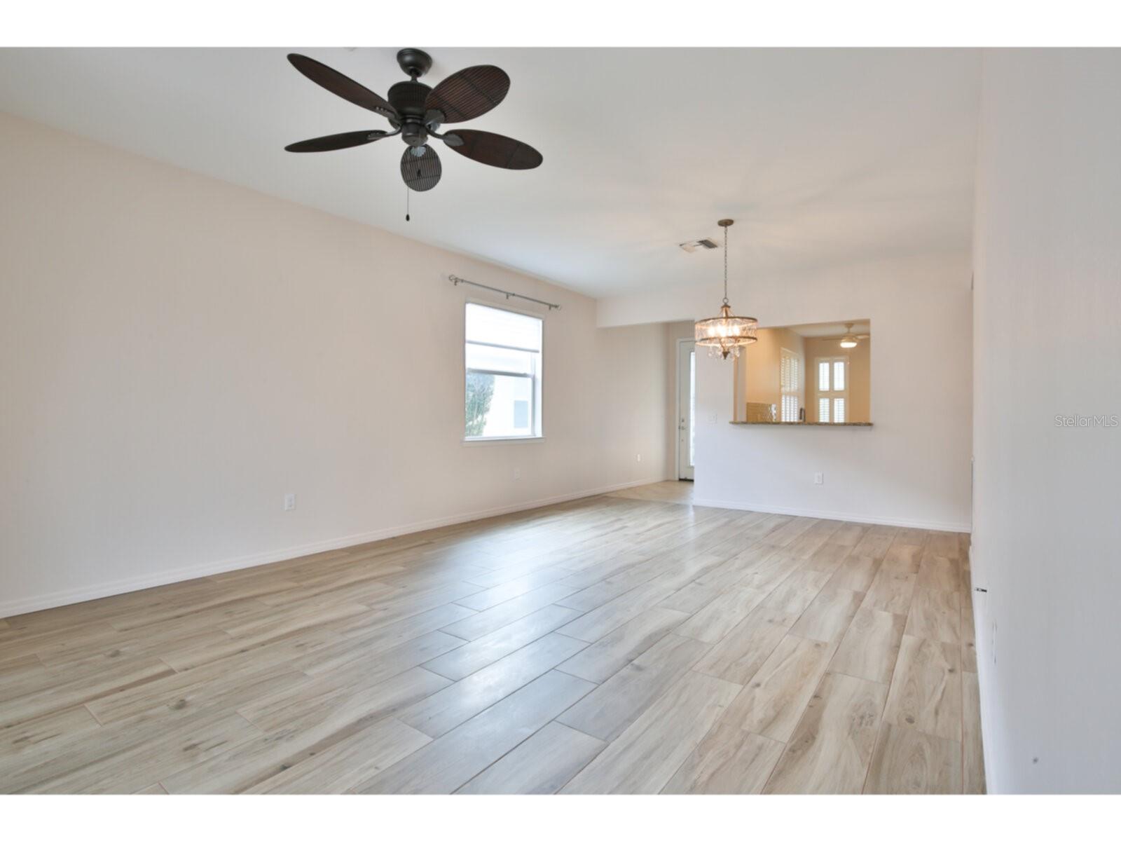 Image 7 of 33 For 19108 Lappacio Street