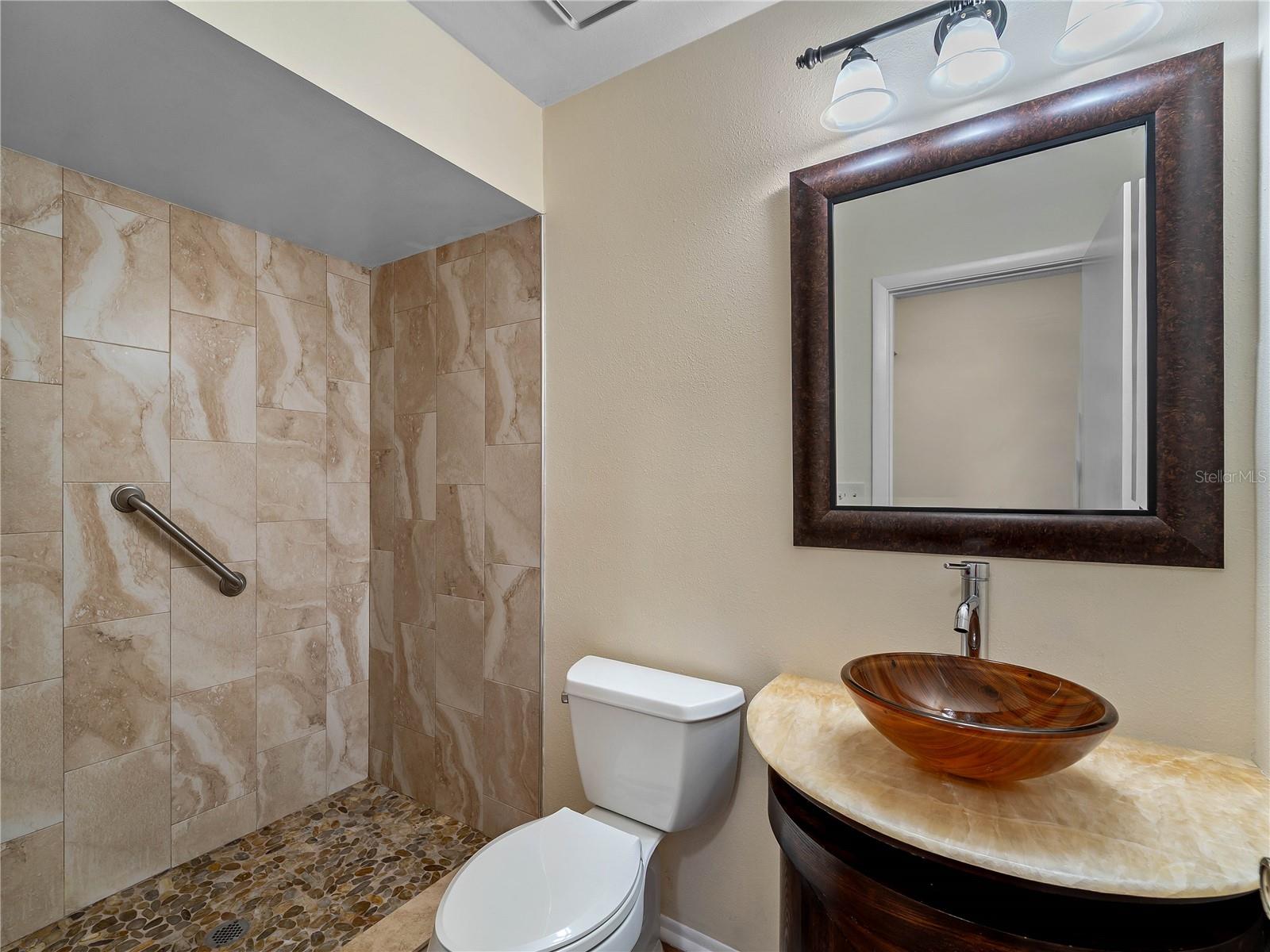 Image 32 of 46 For 365 Oak Hill Way 32