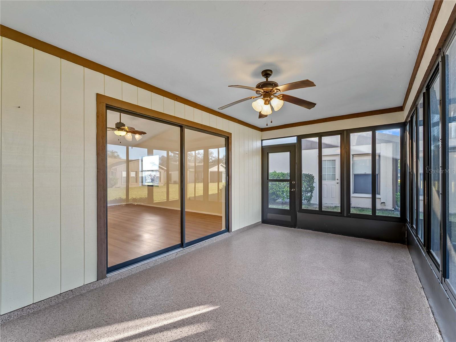 Image 35 of 46 For 365 Oak Hill Way 32