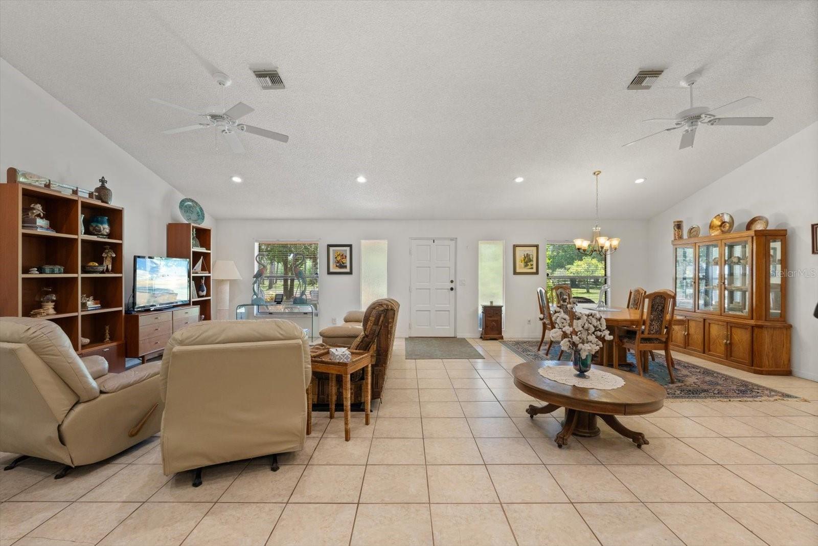 Image 12 of 68 For 13719 Seminole Trail