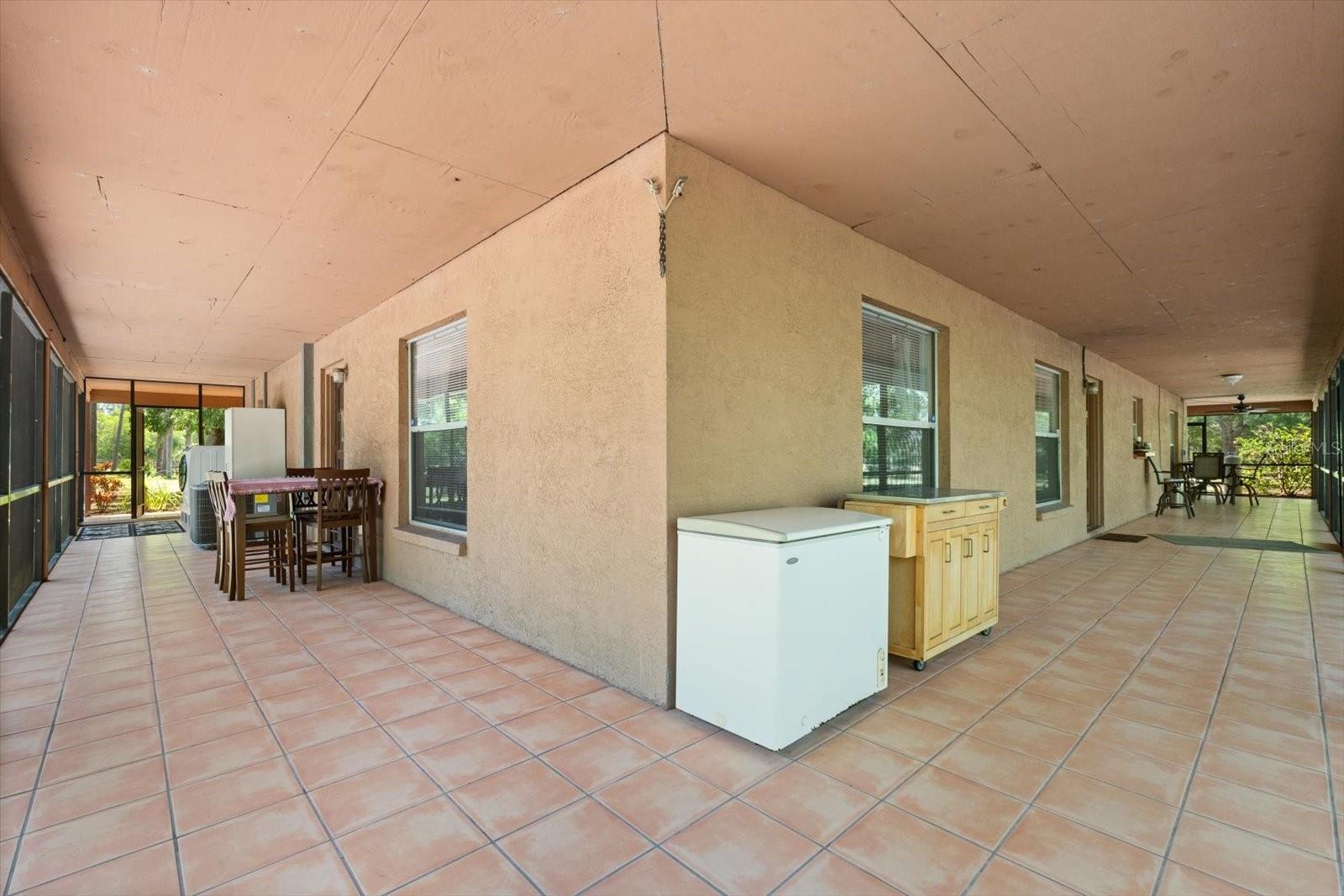 Image 31 of 68 For 13719 Seminole Trail