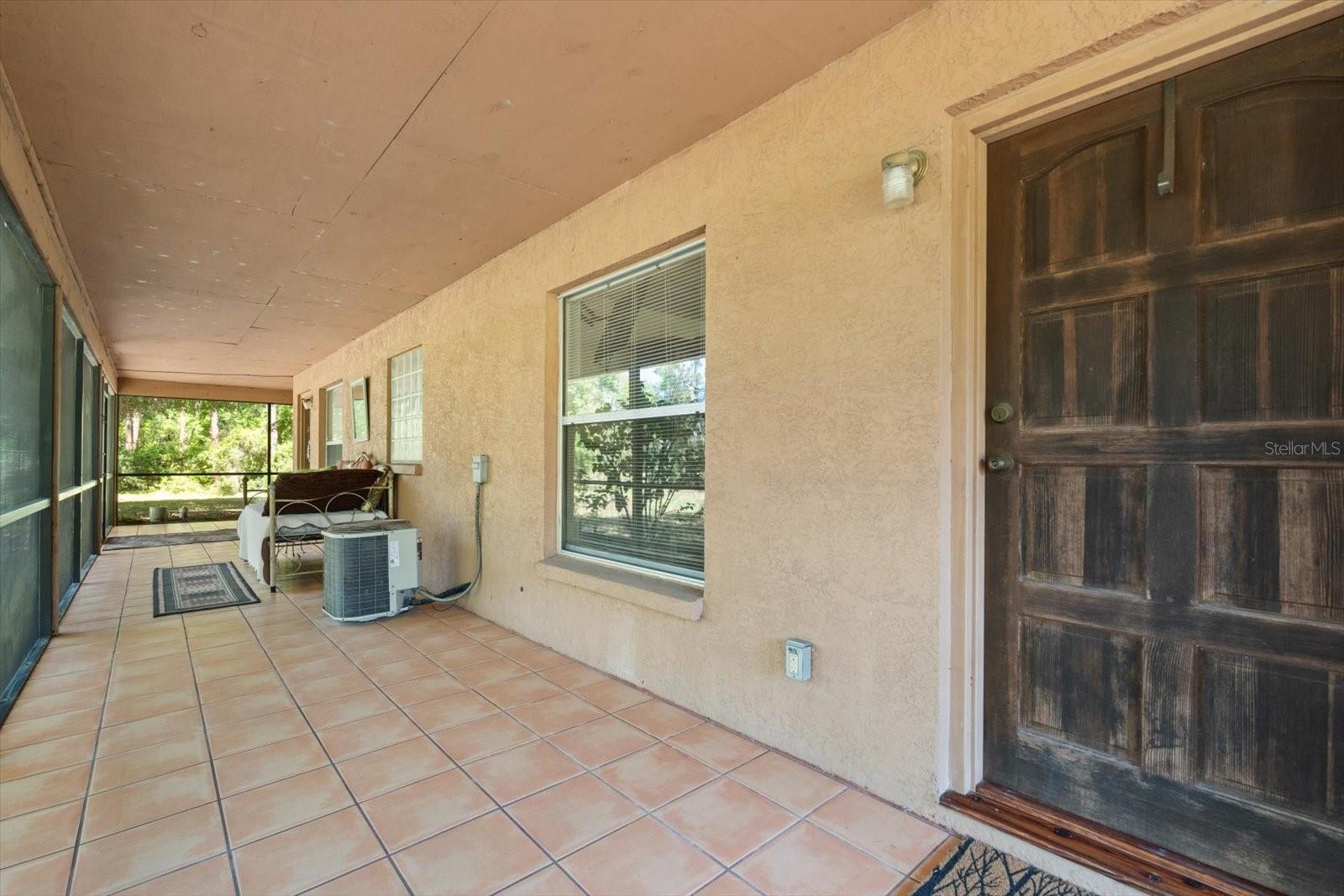 Image 36 of 68 For 13719 Seminole Trail