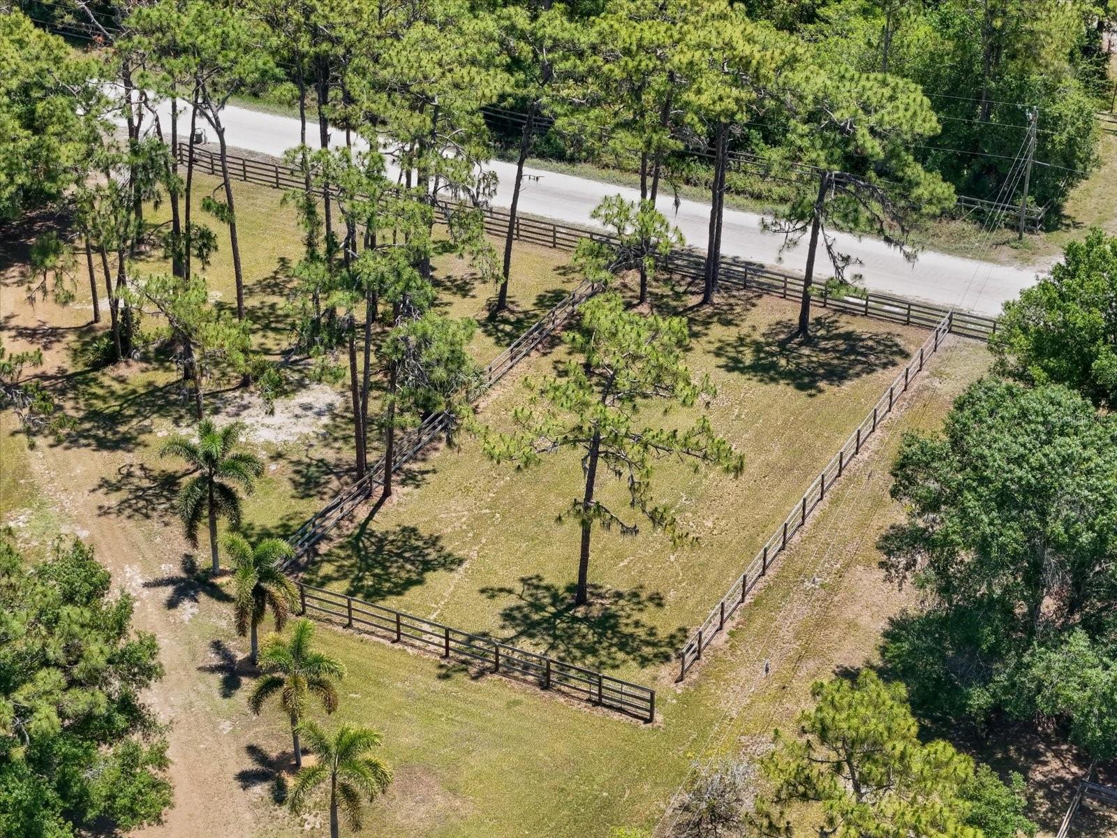 Image 64 of 68 For 13719 Seminole Trail