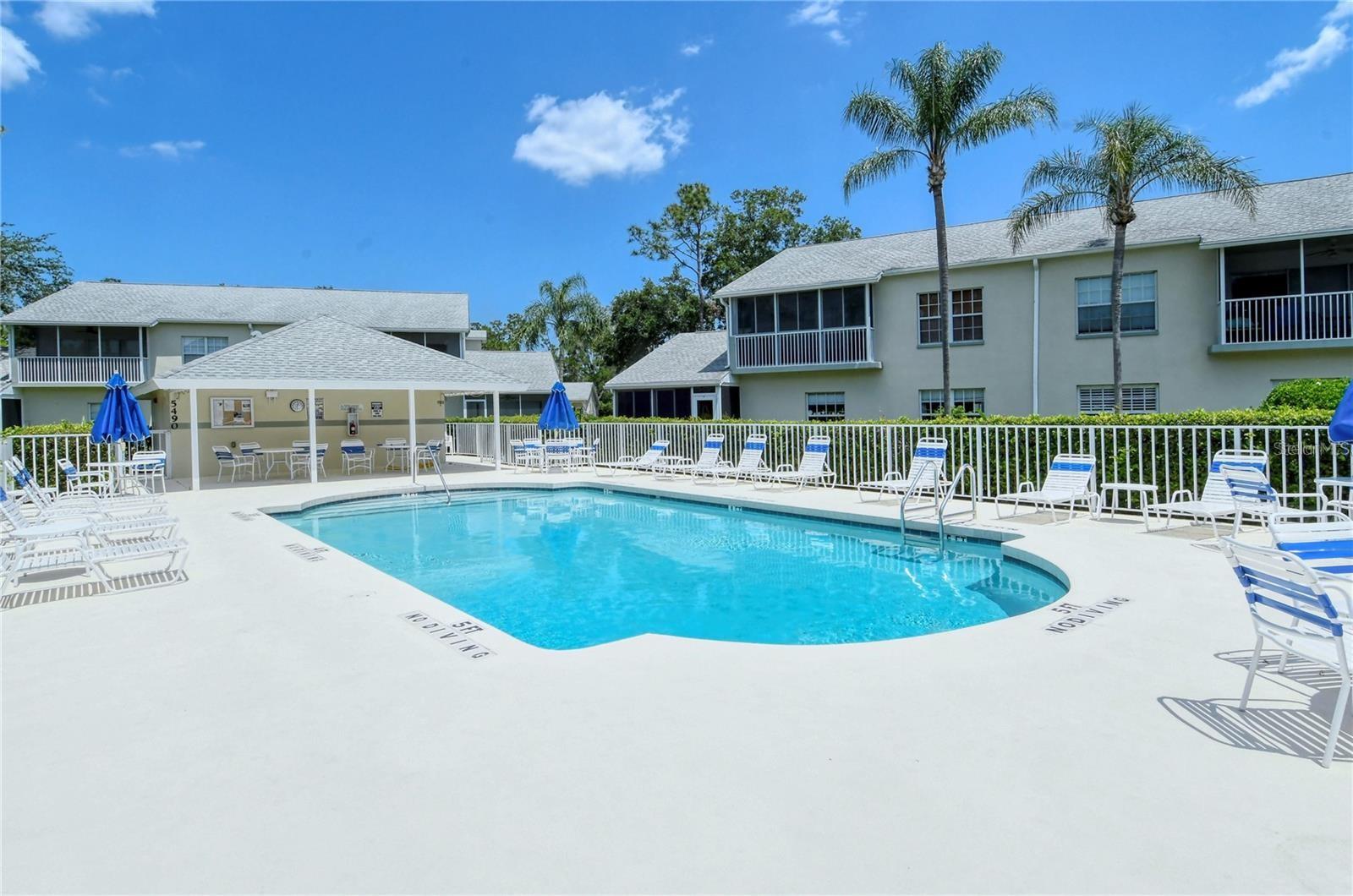 Image 13 of 25 For 5414 Fair Oaks Street 10-d