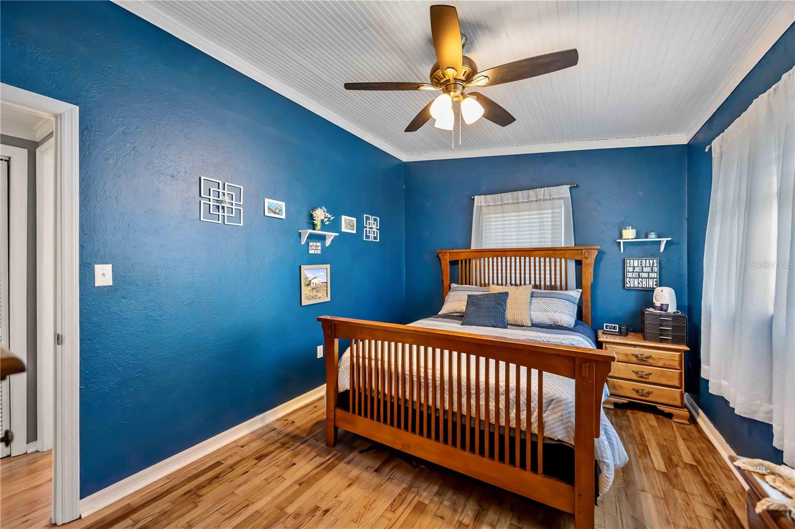 Image 21 of 40 For 1915 3rd Avenue E