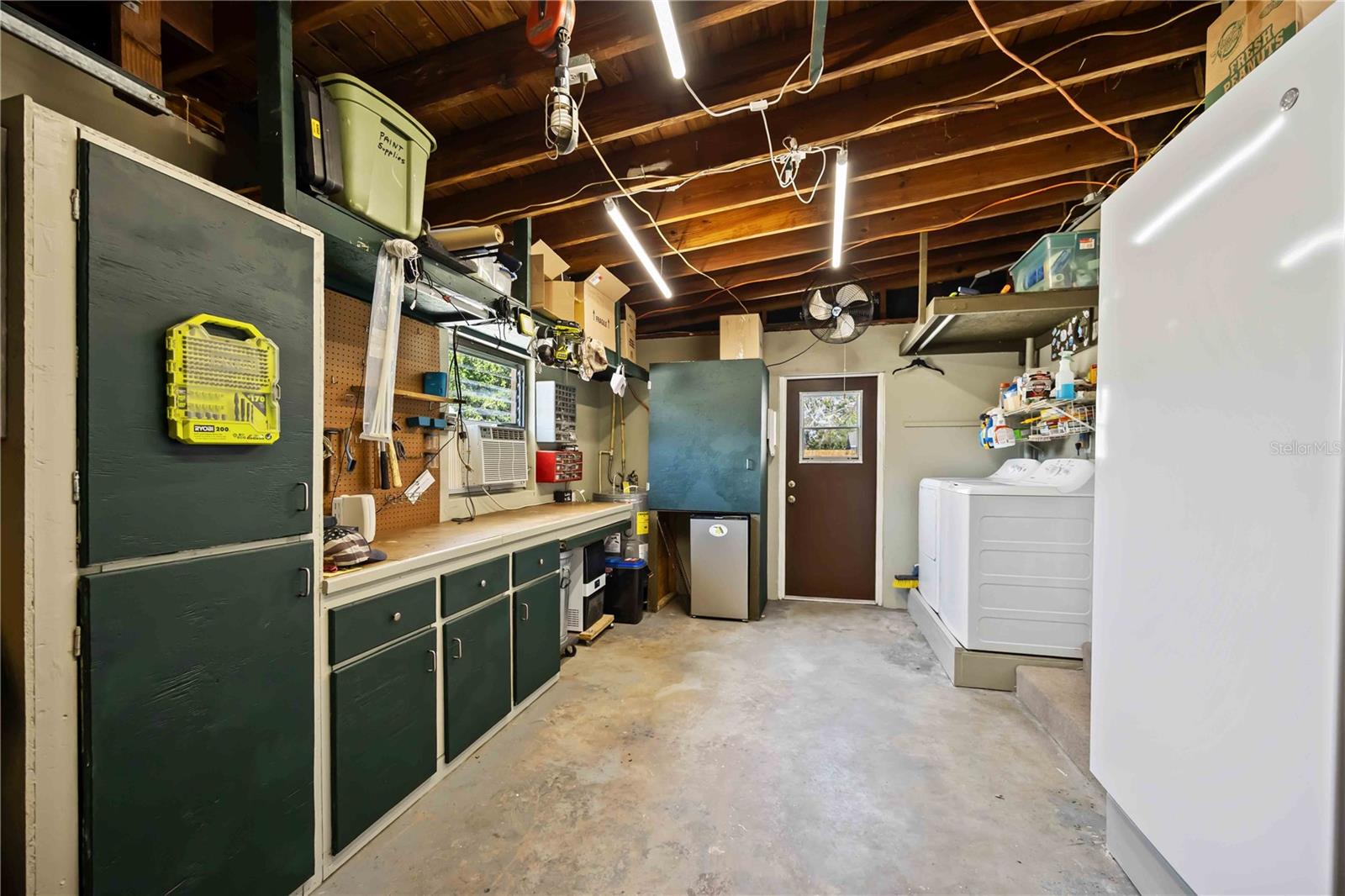 Image 30 of 40 For 1915 3rd Avenue E