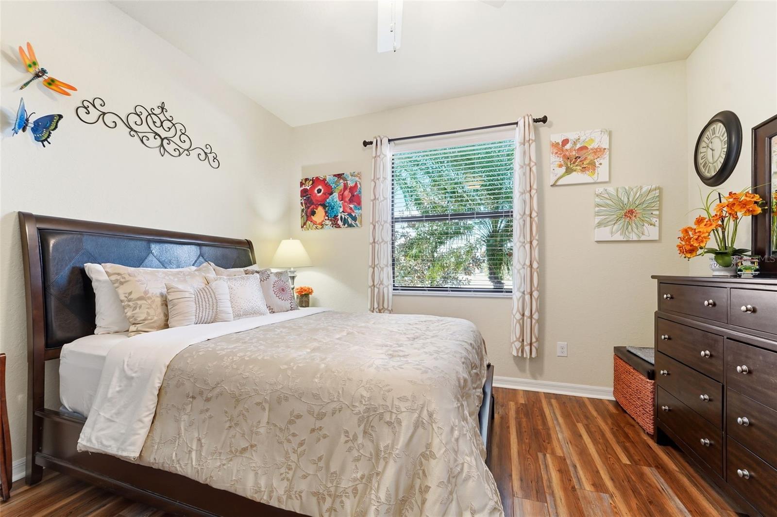 Image 23 of 39 For 7156 Marsh View Terrace