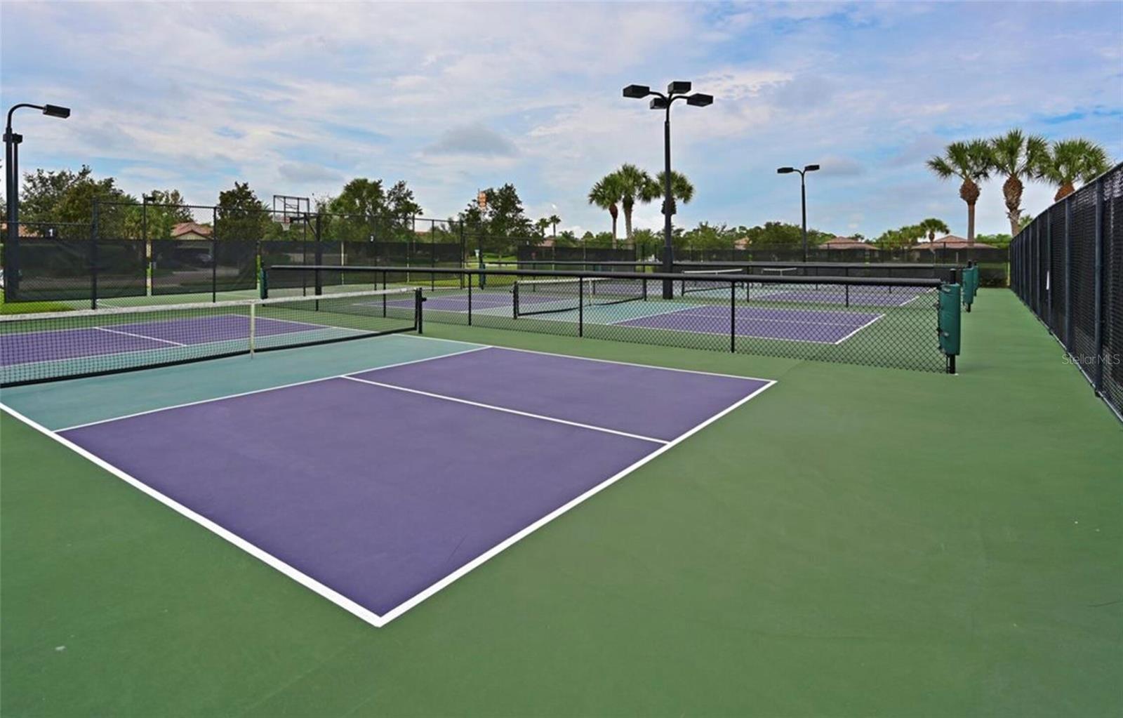 Image 34 of 39 For 7156 Marsh View Terrace