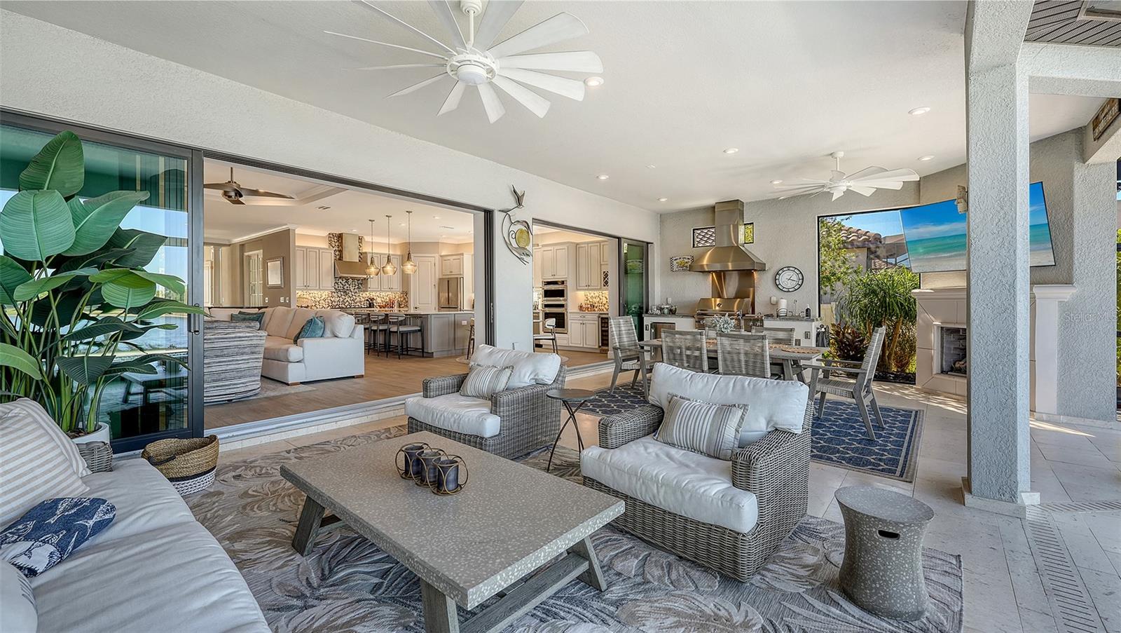 Image 16 of 82 For 10529 Wicker Park Place