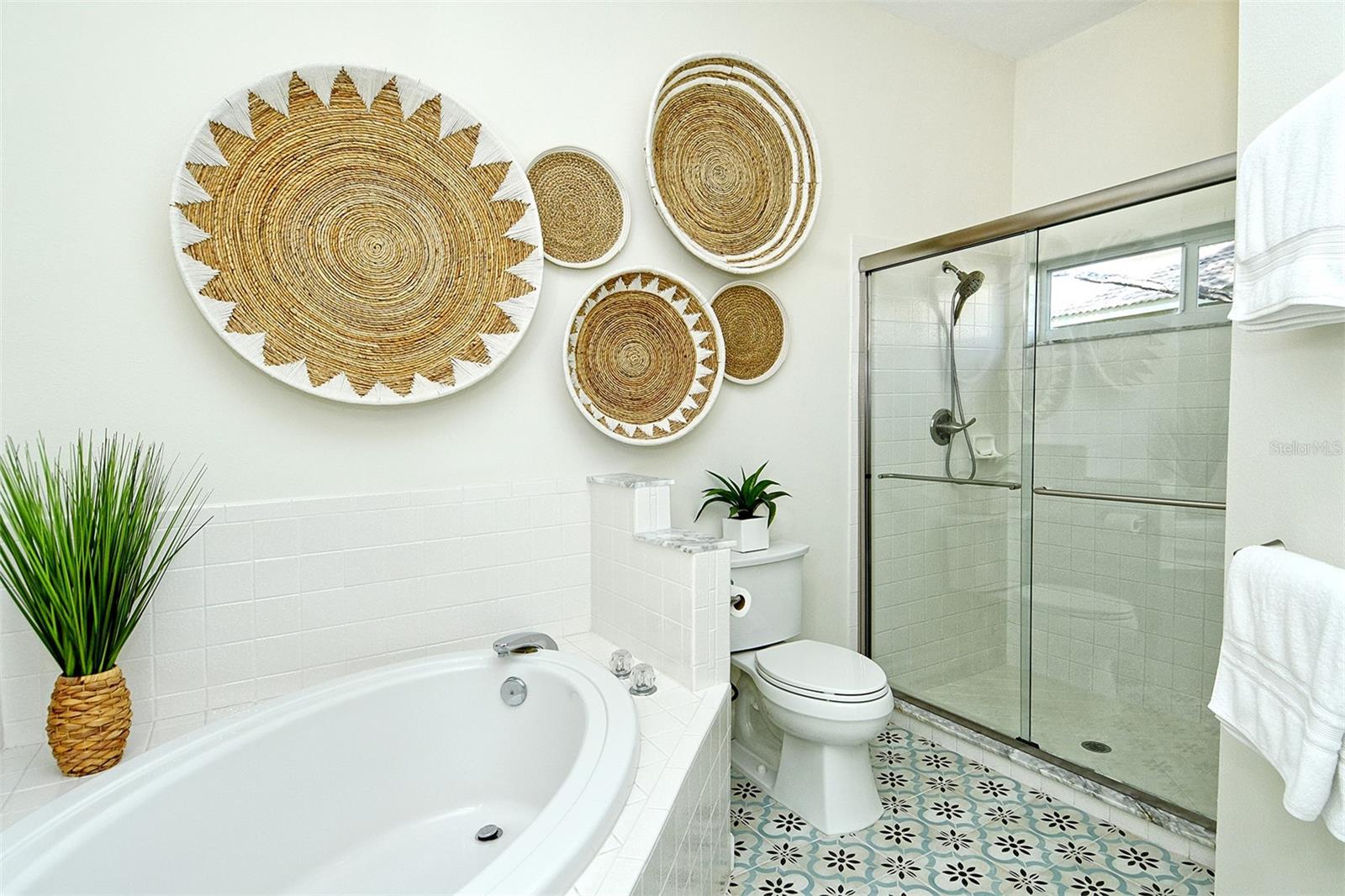 Image 39 of 86 For 4563 Samoset Drive