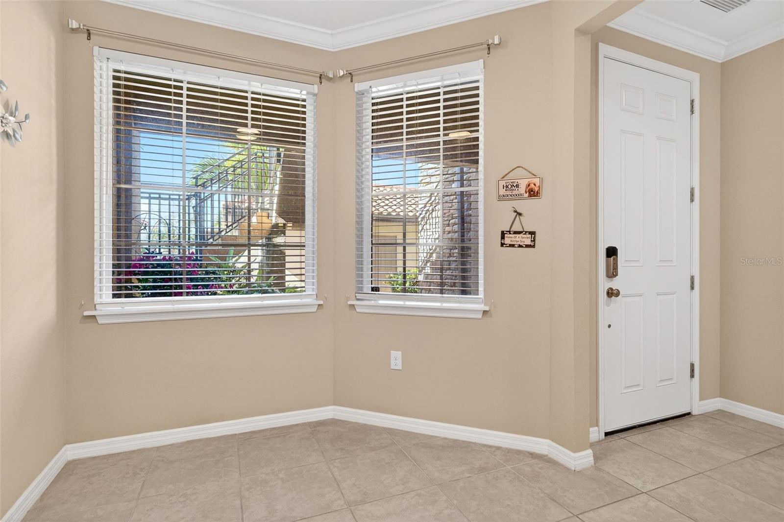 Image 11 of 81 For 13822 Messina Loop 103