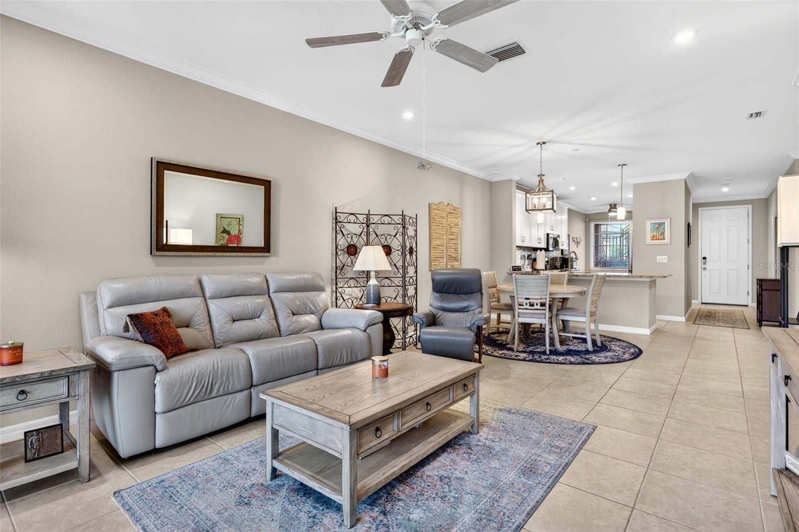 Image 22 of 81 For 13822 Messina Loop 103