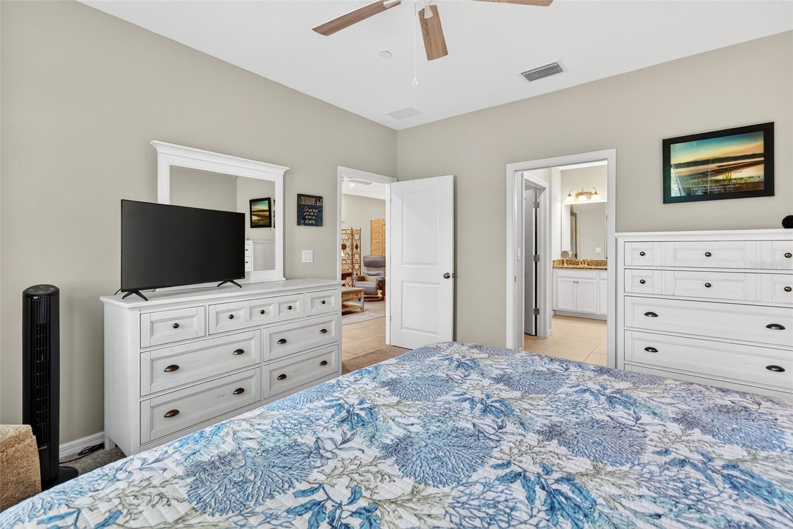 Image 27 of 81 For 13822 Messina Loop 103