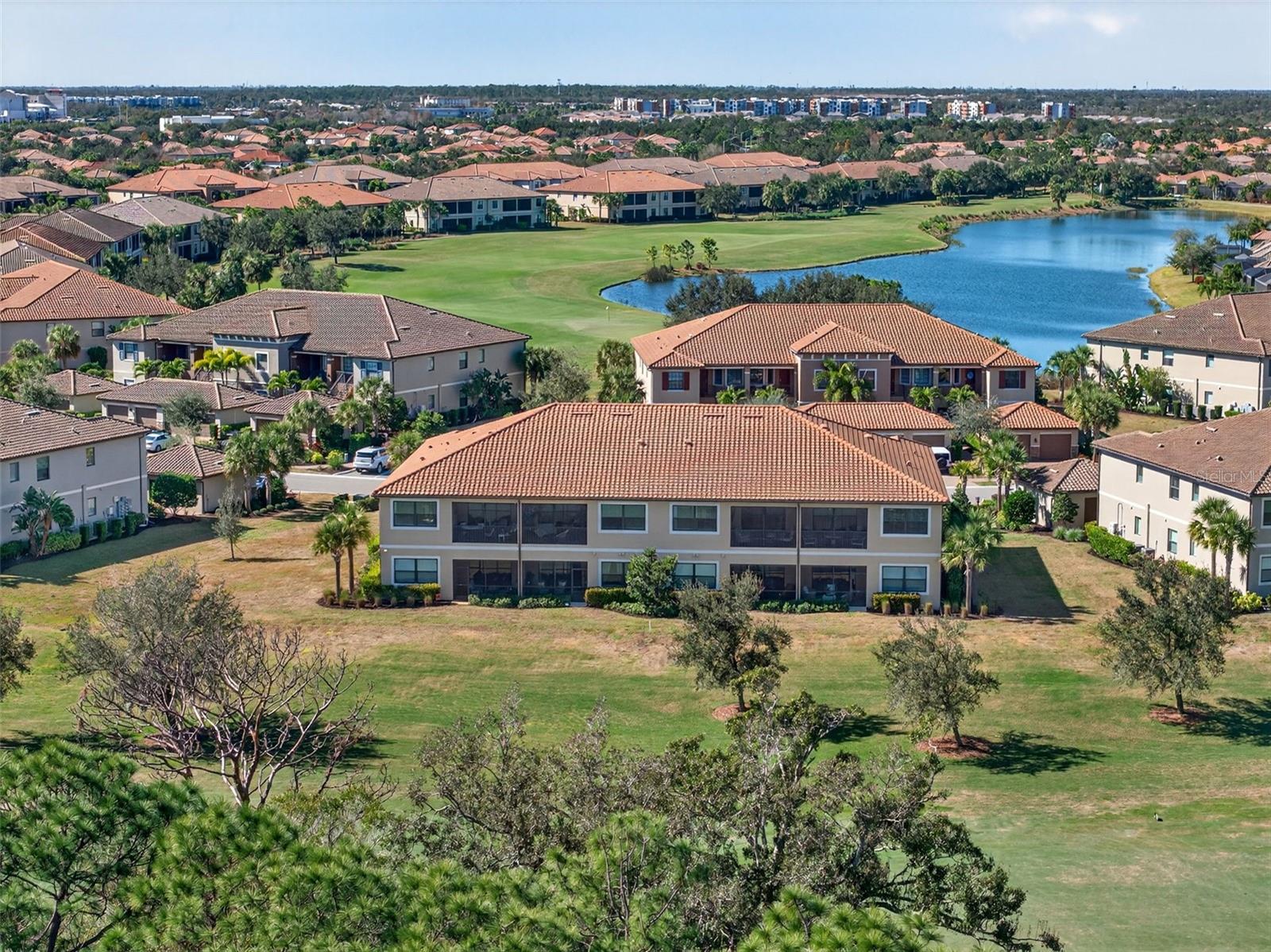 Image 47 of 81 For 13822 Messina Loop 103