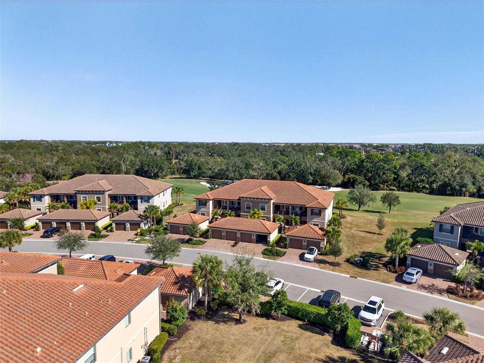 Image 51 of 81 For 13822 Messina Loop 103