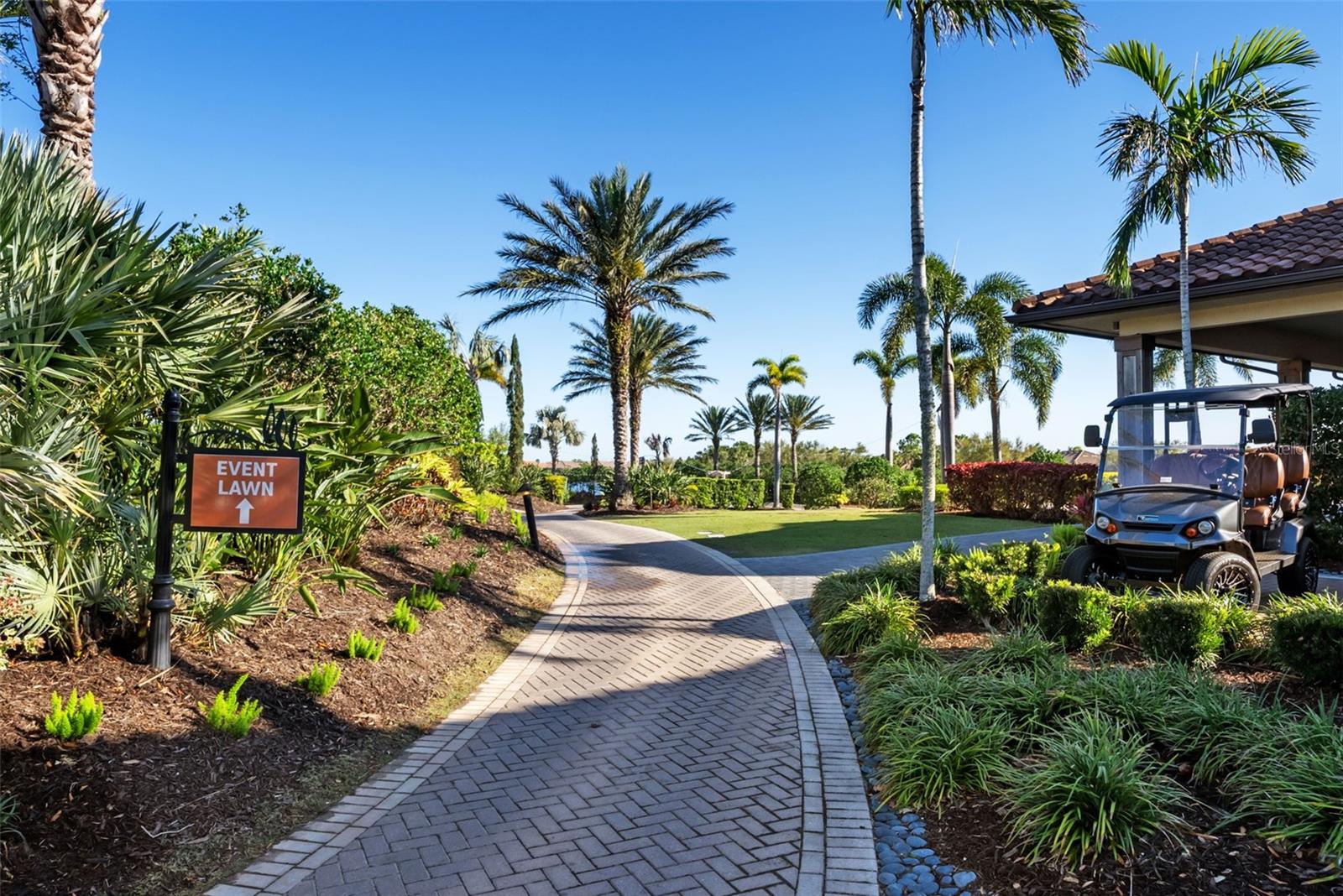 Image 68 of 81 For 13822 Messina Loop 103