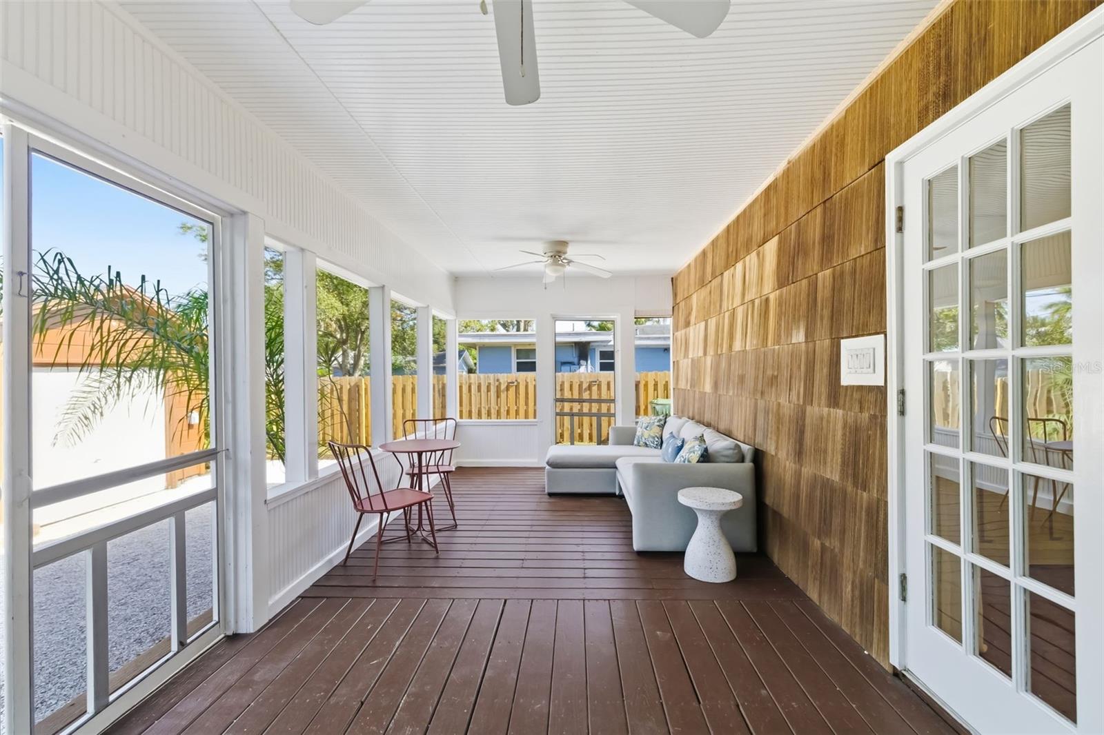 Image 36 of 56 For 2502 15th Avenue W