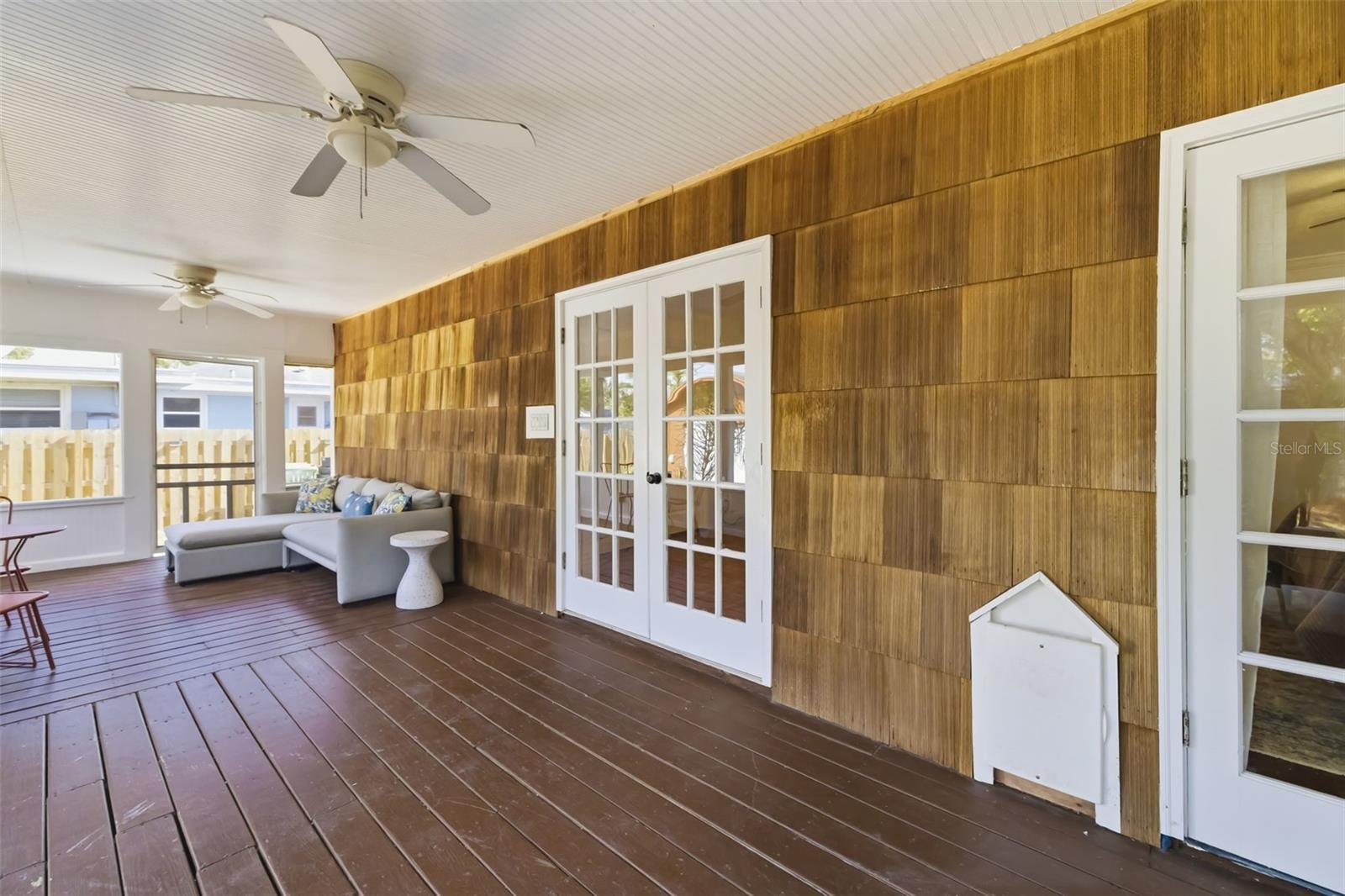 Image 38 of 56 For 2502 15th Avenue W