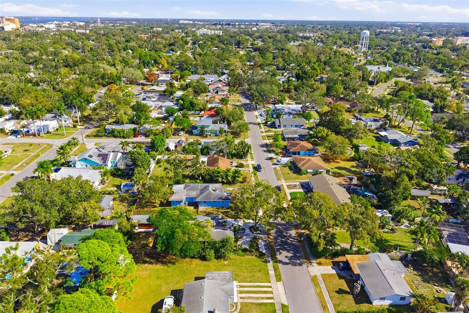 Image 52 of 56 For 2502 15th Avenue W