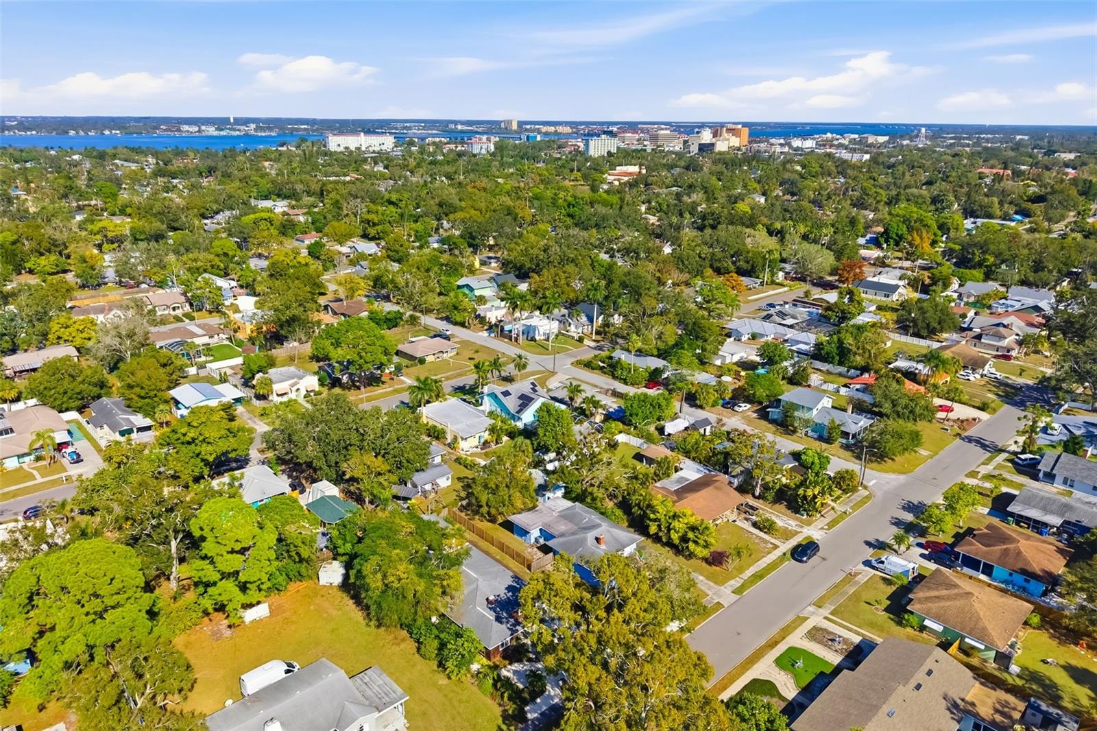 Image 53 of 56 For 2502 15th Avenue W