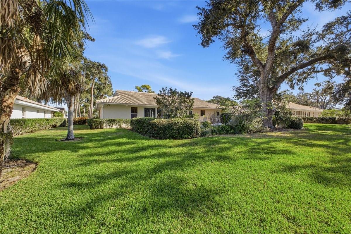 Image 6 of 25 For 5518 Garden Lakes Oak  0