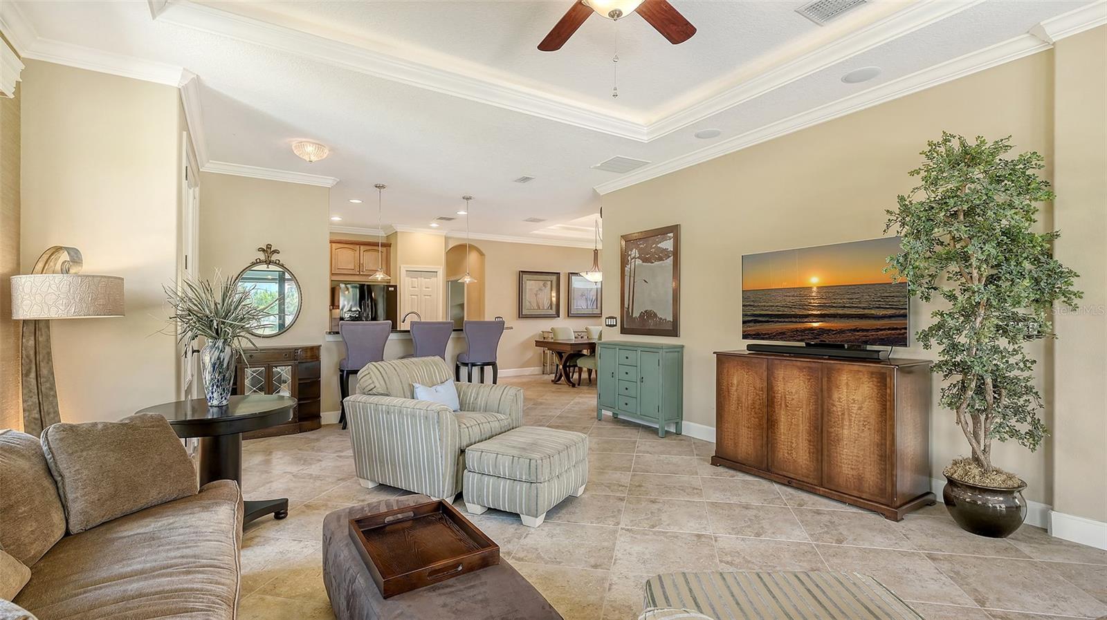 Image 12 of 94 For 5352 Vaccaro Court