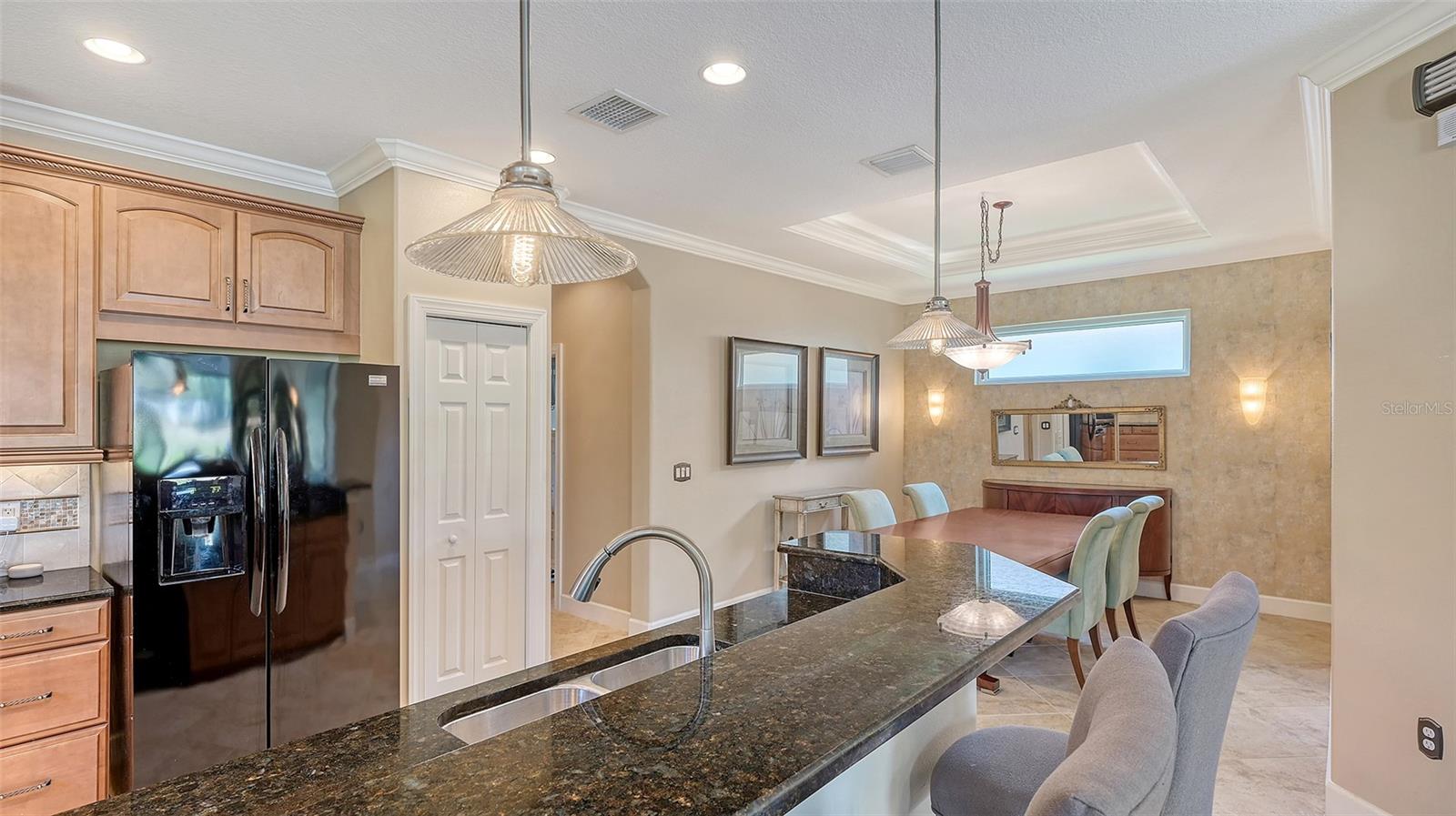 Image 21 of 94 For 5352 Vaccaro Court