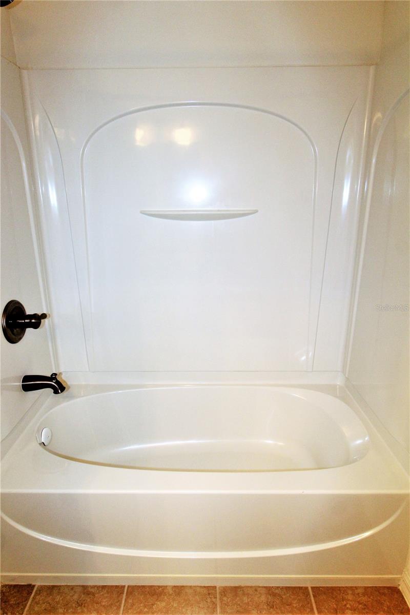 Image 18 of 21 For 8805 White Sage Loop