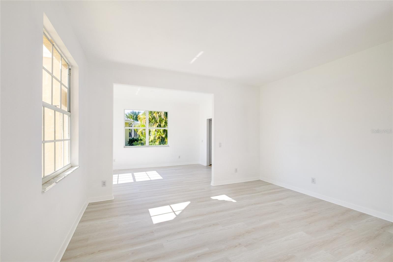 Image 11 of 43 For 5121 Glade Fern Court