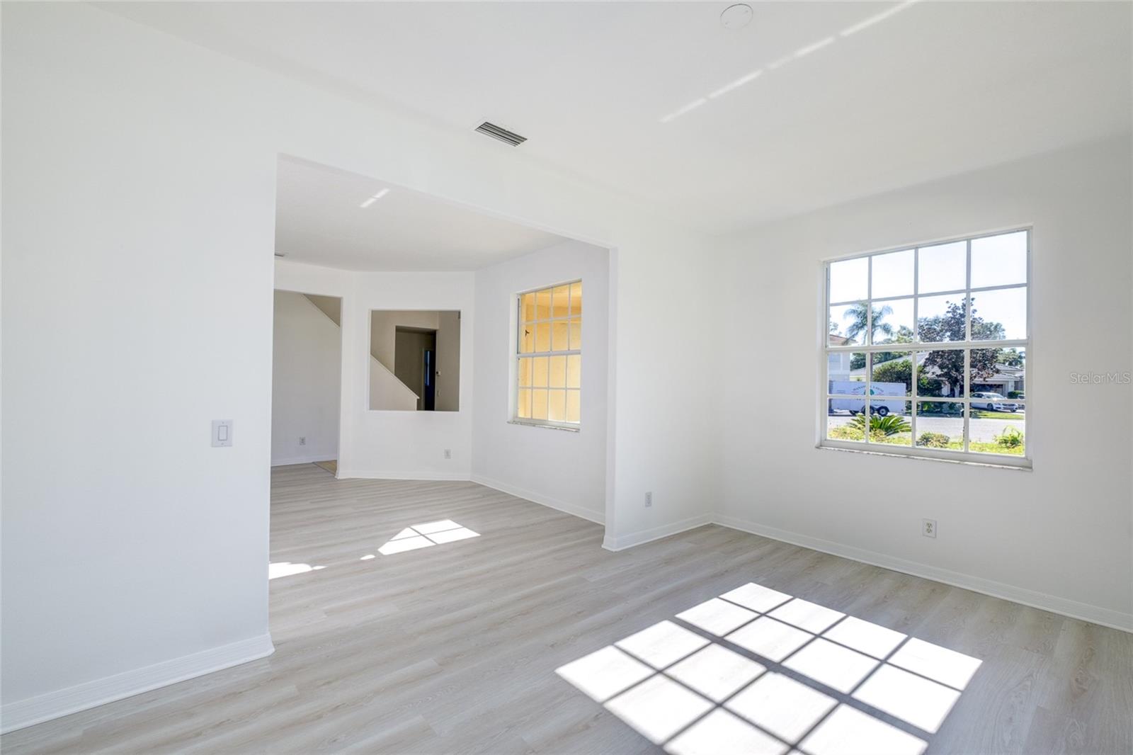 Image 14 of 43 For 5121 Glade Fern Court