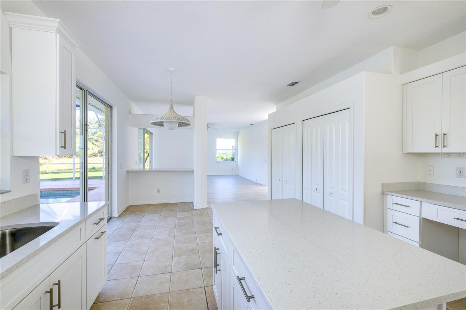 Image 18 of 43 For 5121 Glade Fern Court