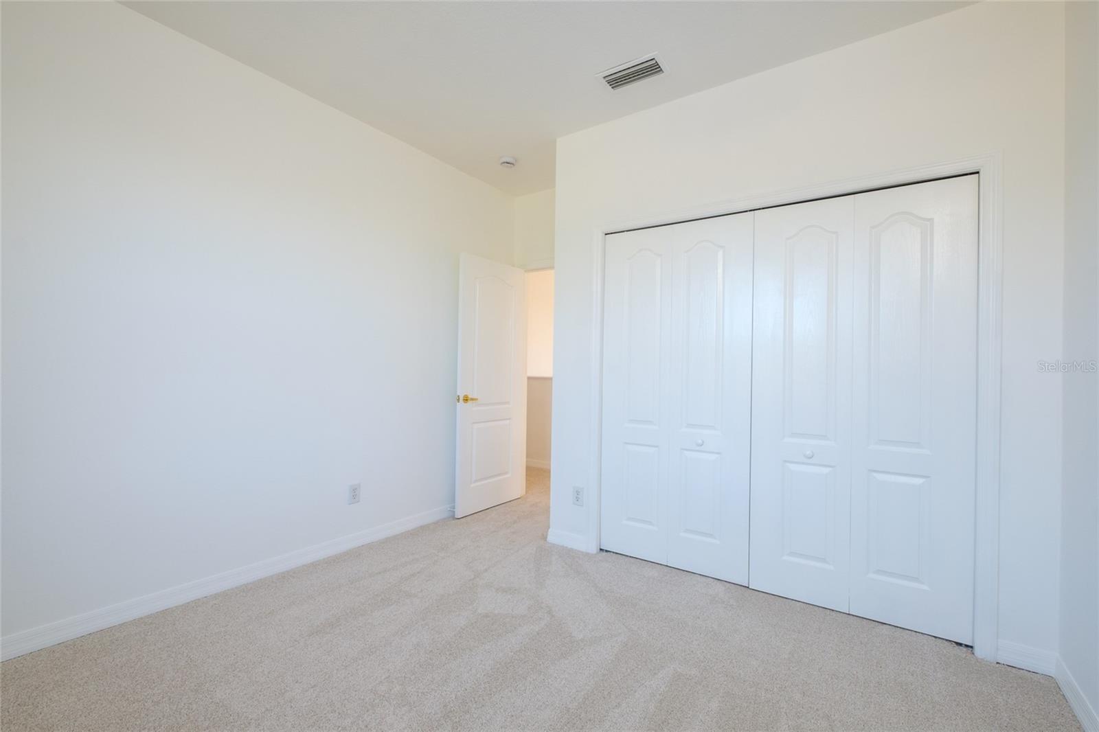 Image 31 of 43 For 5121 Glade Fern Court