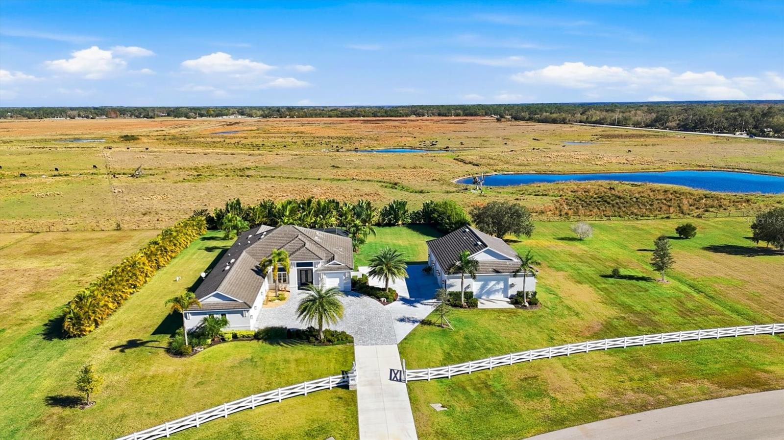 Image 11 of 70 For 3467 Compound Court