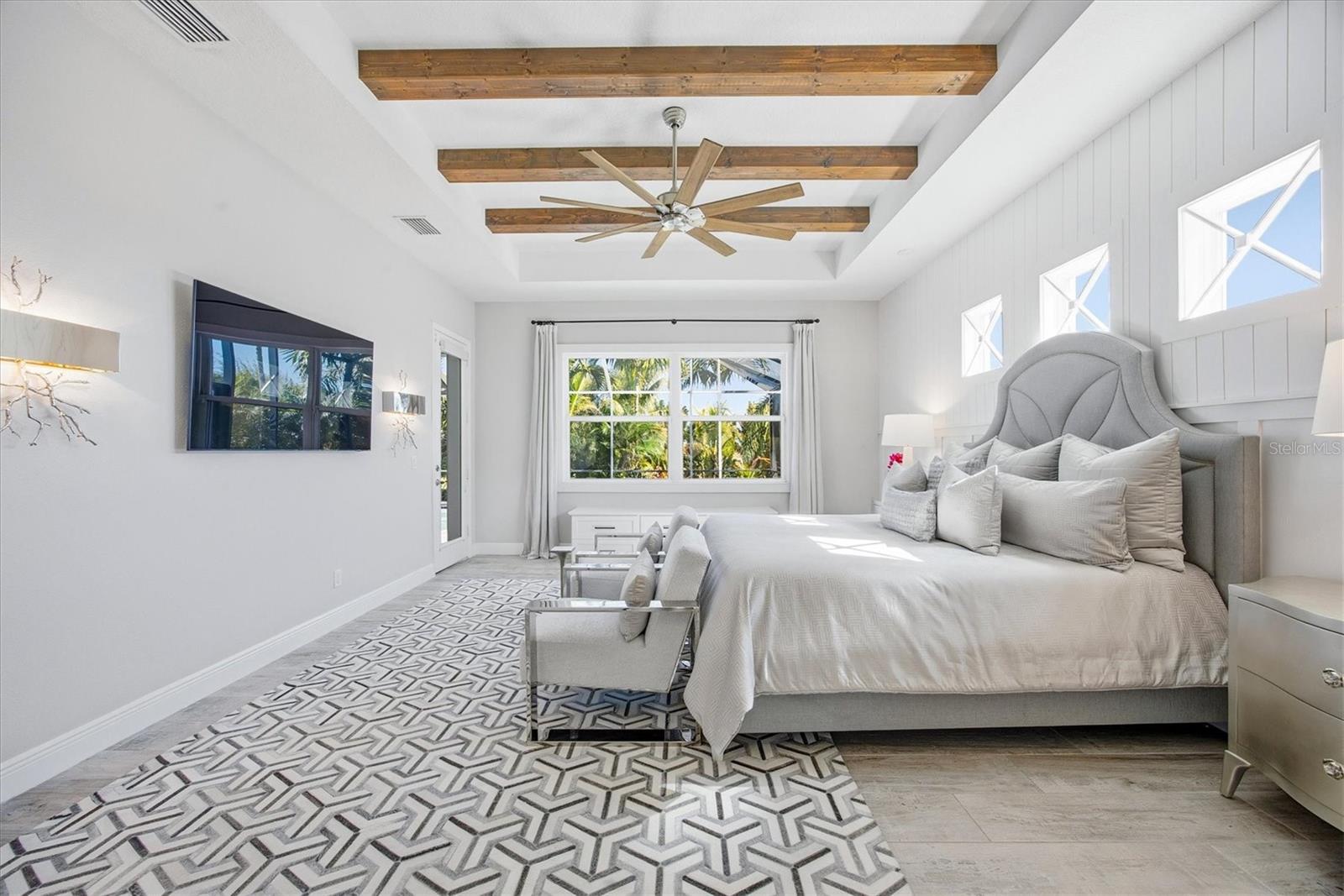 Image 33 of 70 For 3467 Compound Court