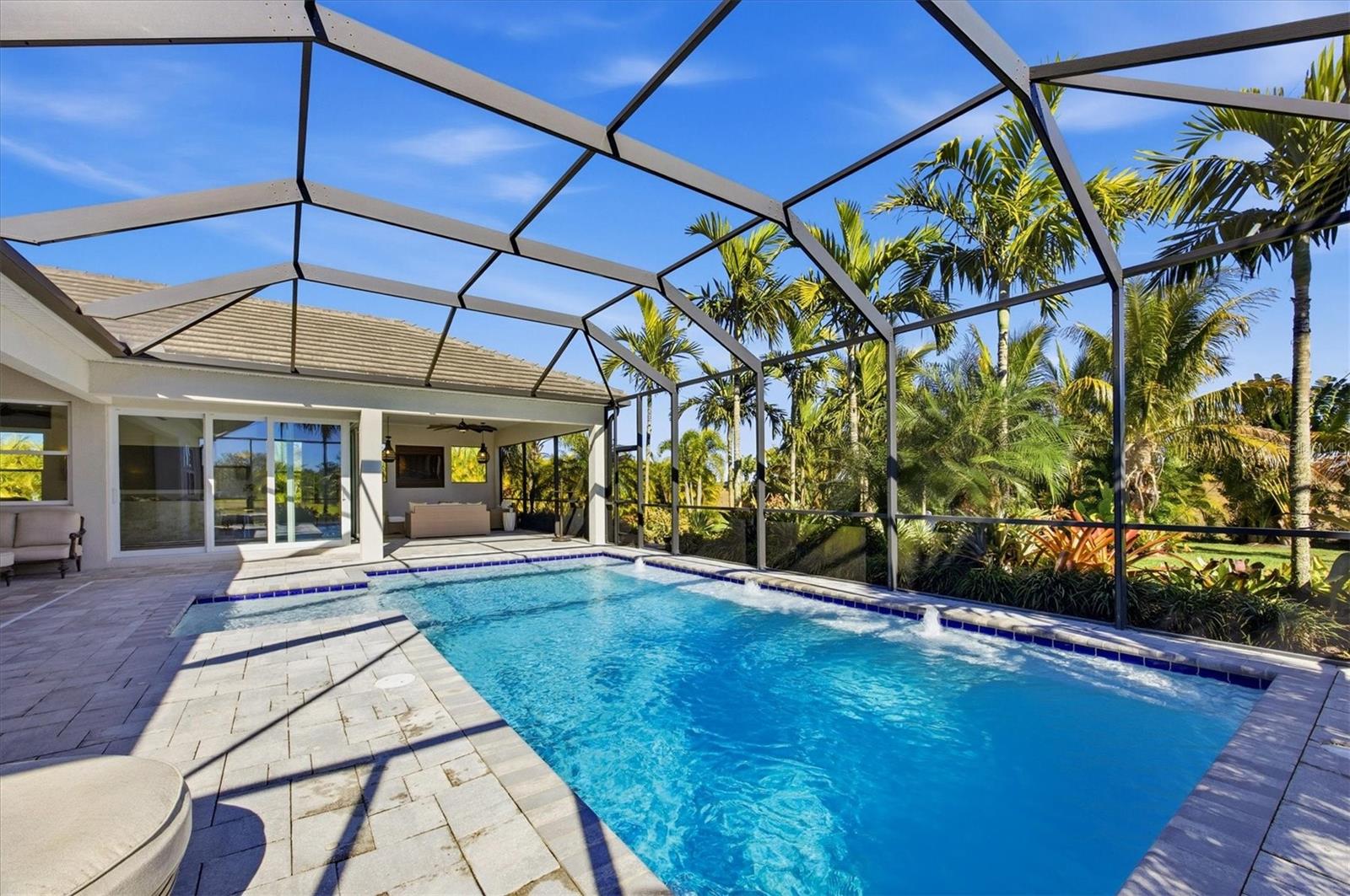 Image 53 of 70 For 3467 Compound Court