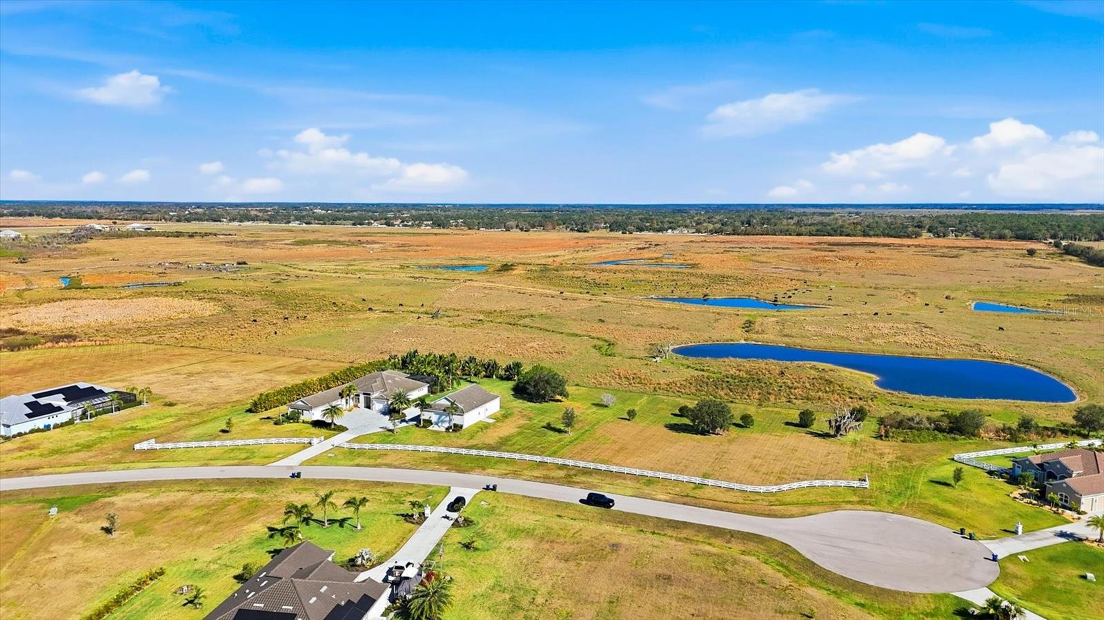 Image 64 of 70 For 3467 Compound Court