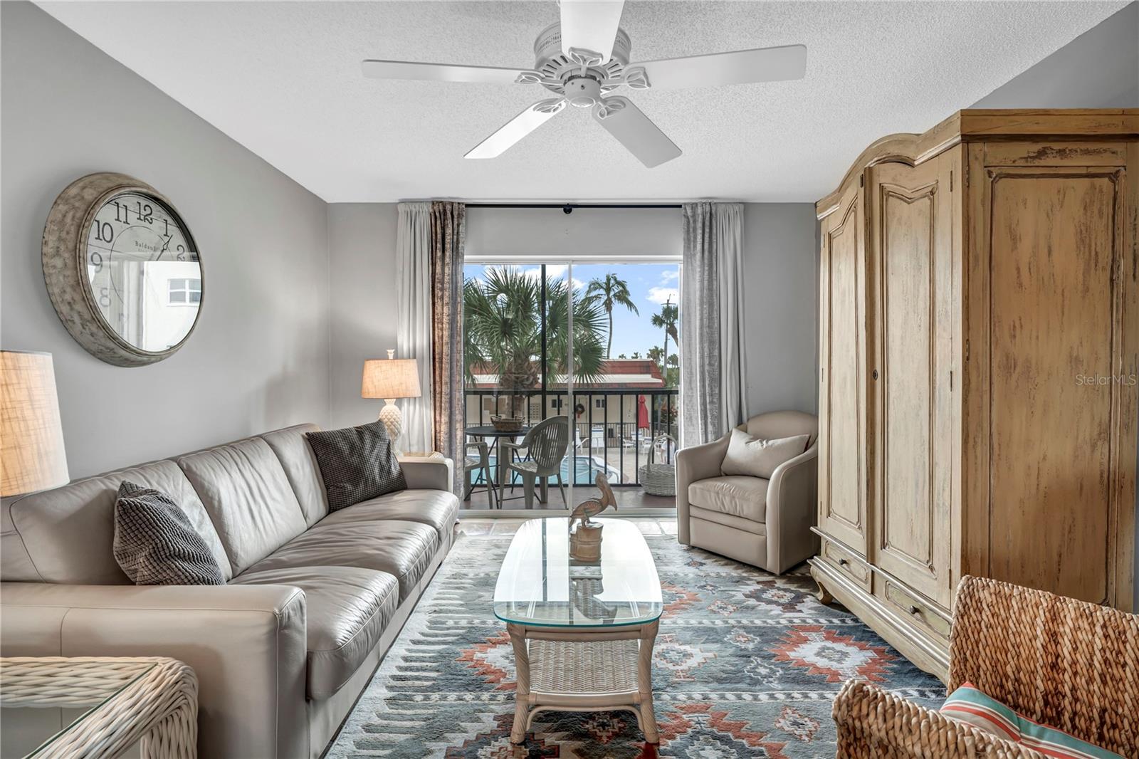 Listing photo id 2 for 915 Beach Road 216