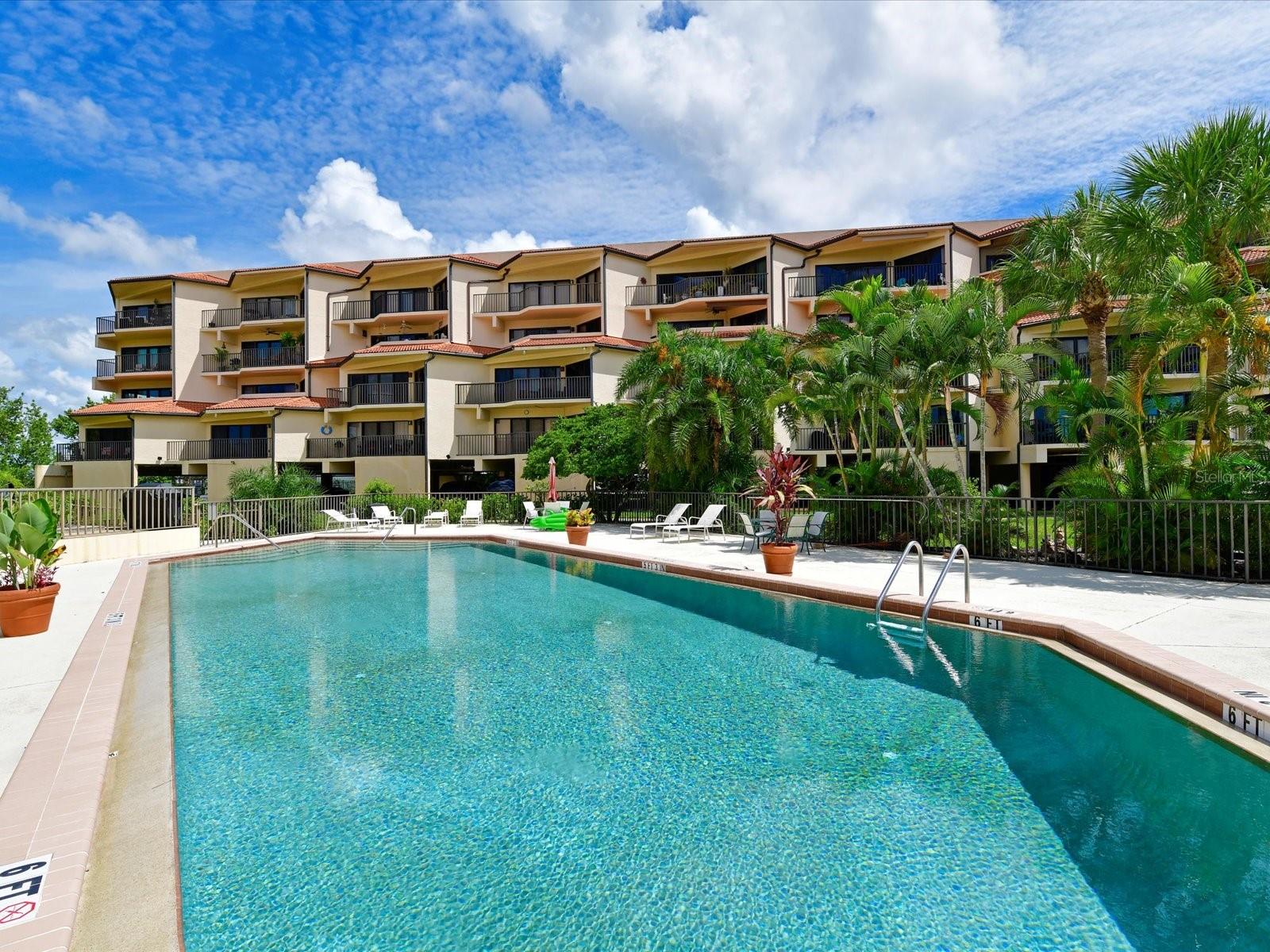 Image 22 of 28 For 204 3rd Street W 405