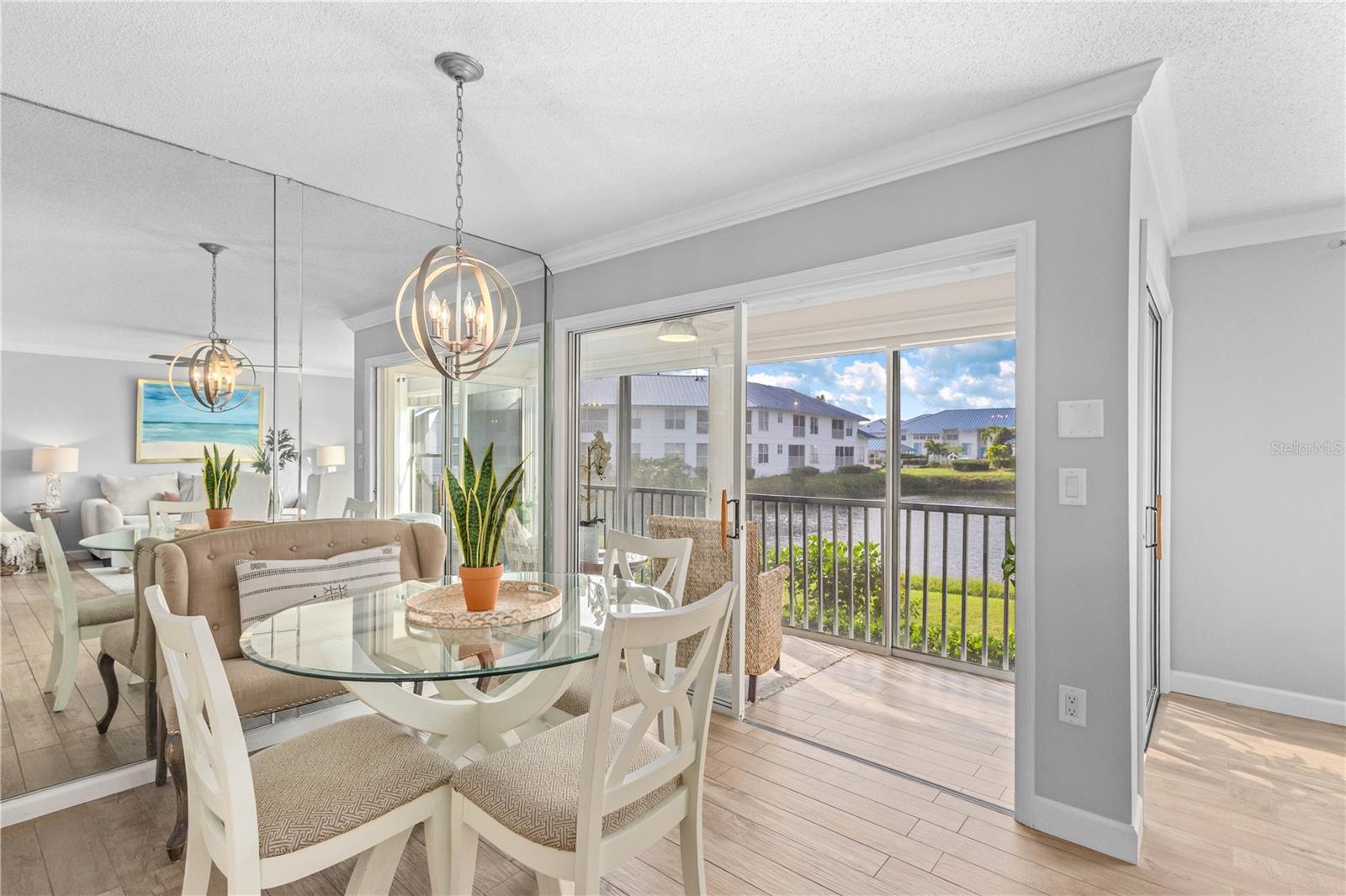 Image 7 of 41 For 837 Audubon Drive