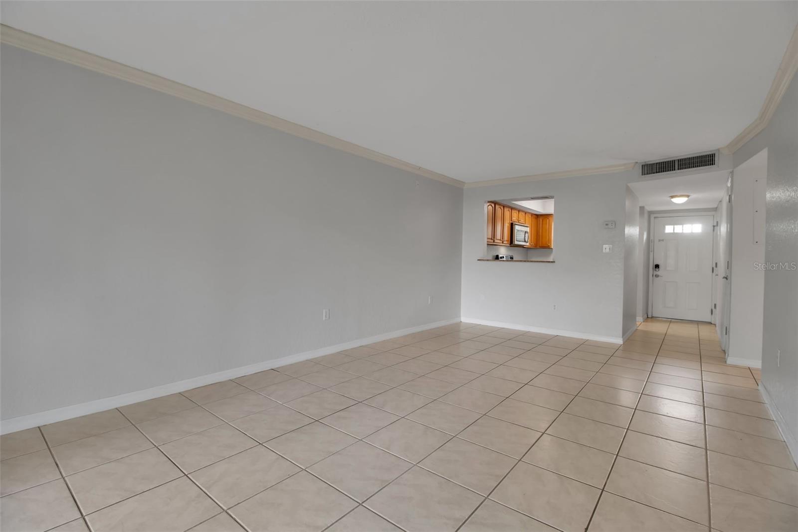 Image 16 of 33 For 960 La Costa Circle 3