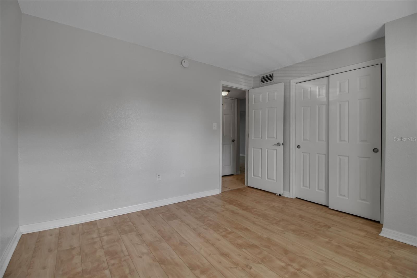 Image 18 of 33 For 960 La Costa Circle 3