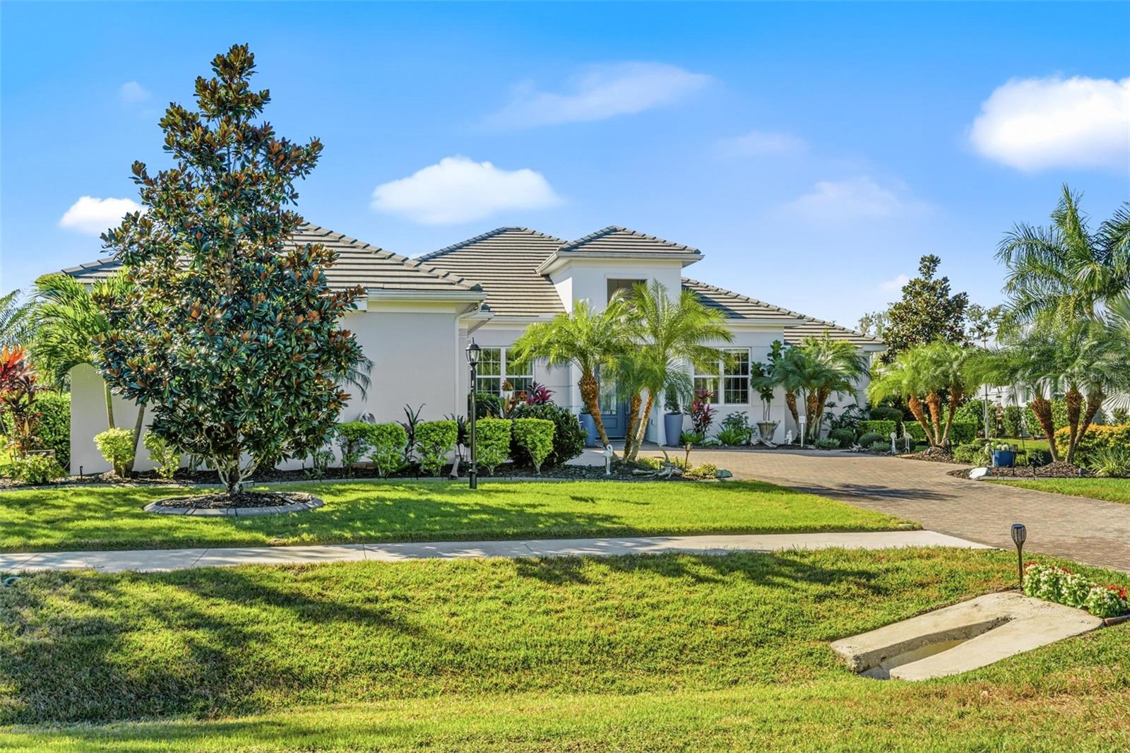 Image 2 of 49 For 14204 11th Terrace Ne