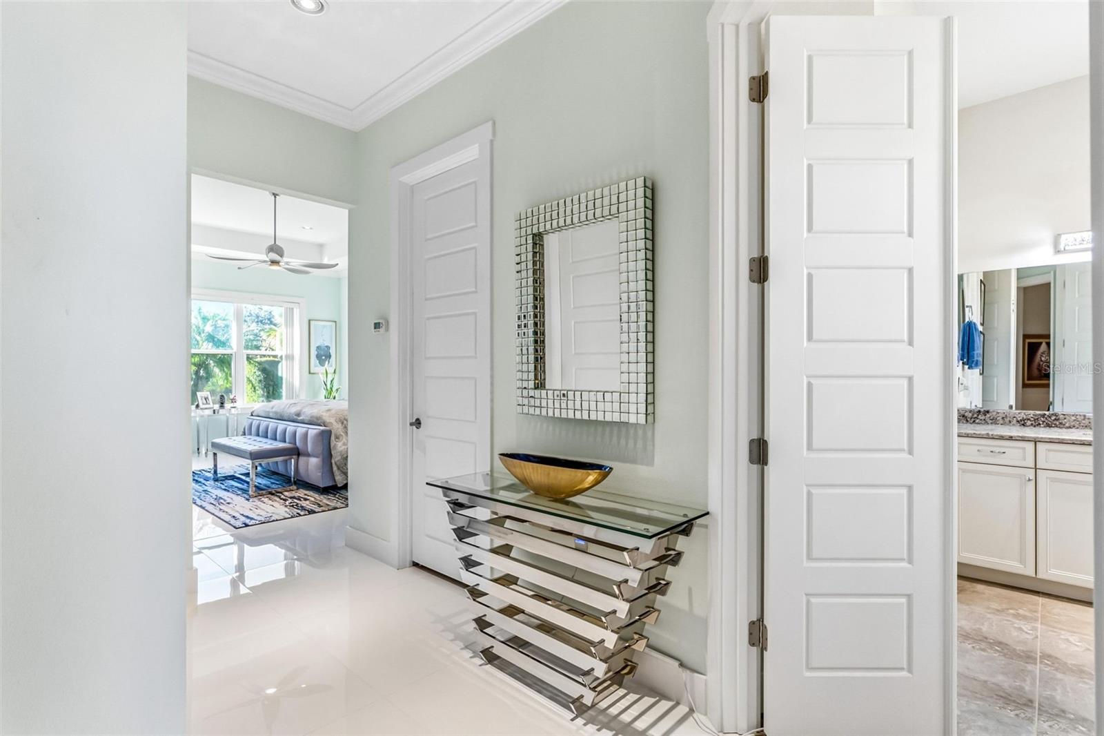 Image 20 of 49 For 14204 11th Terrace Ne