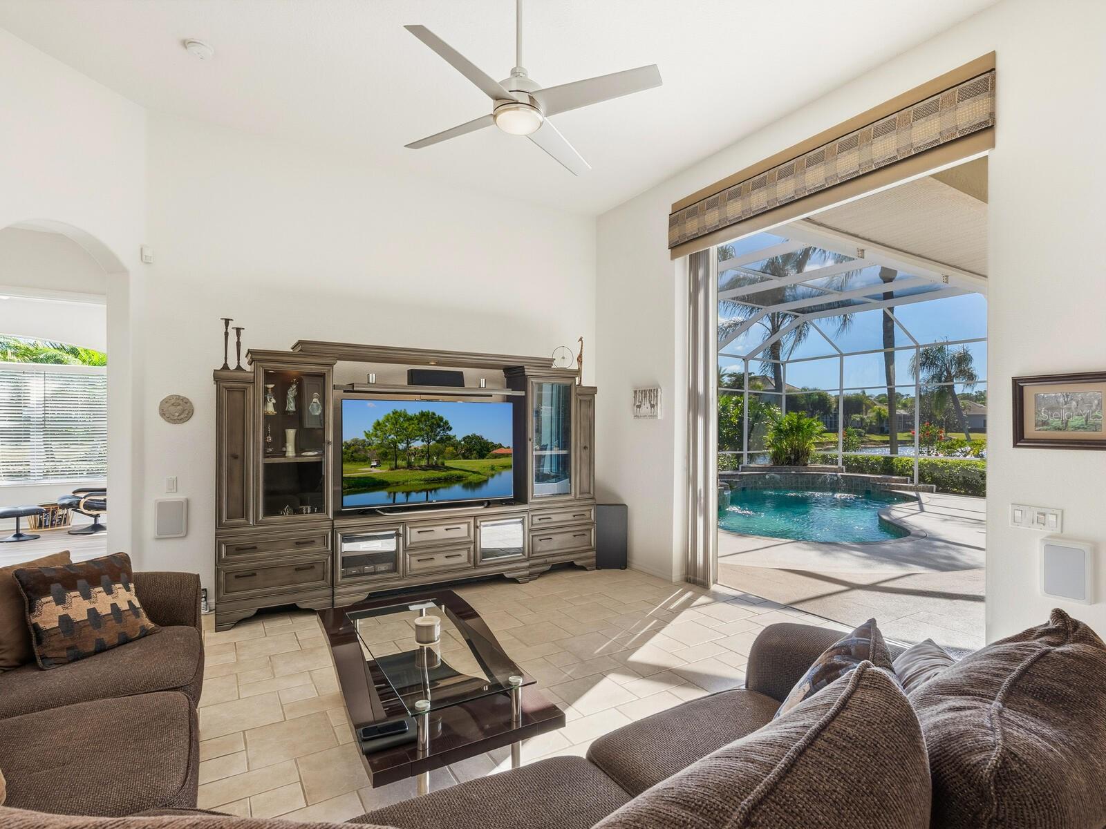 Image 18 of 100 For 7311 Westminster Court