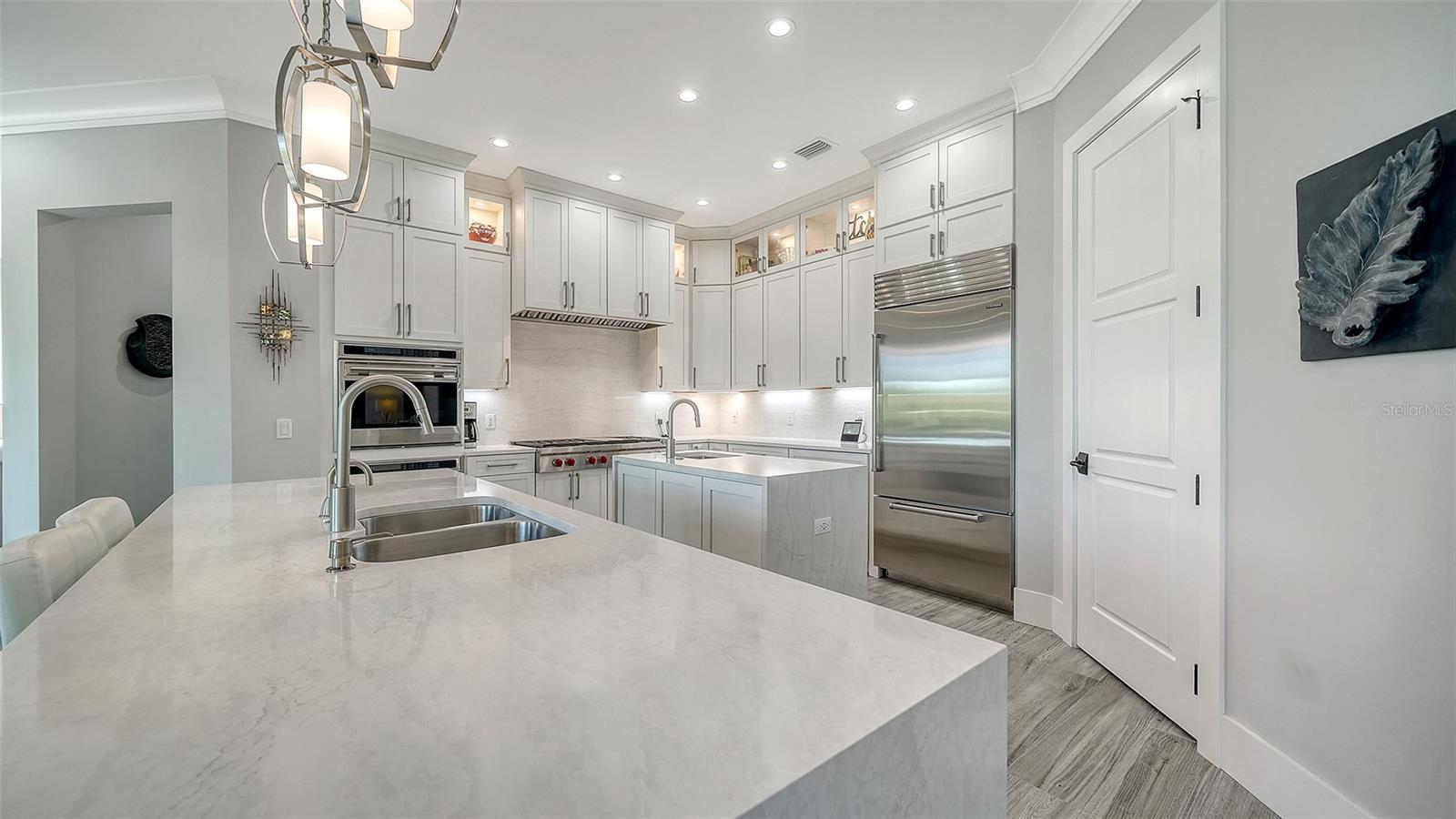 Image 18 of 96 For 5326 Siesta Cove Drive