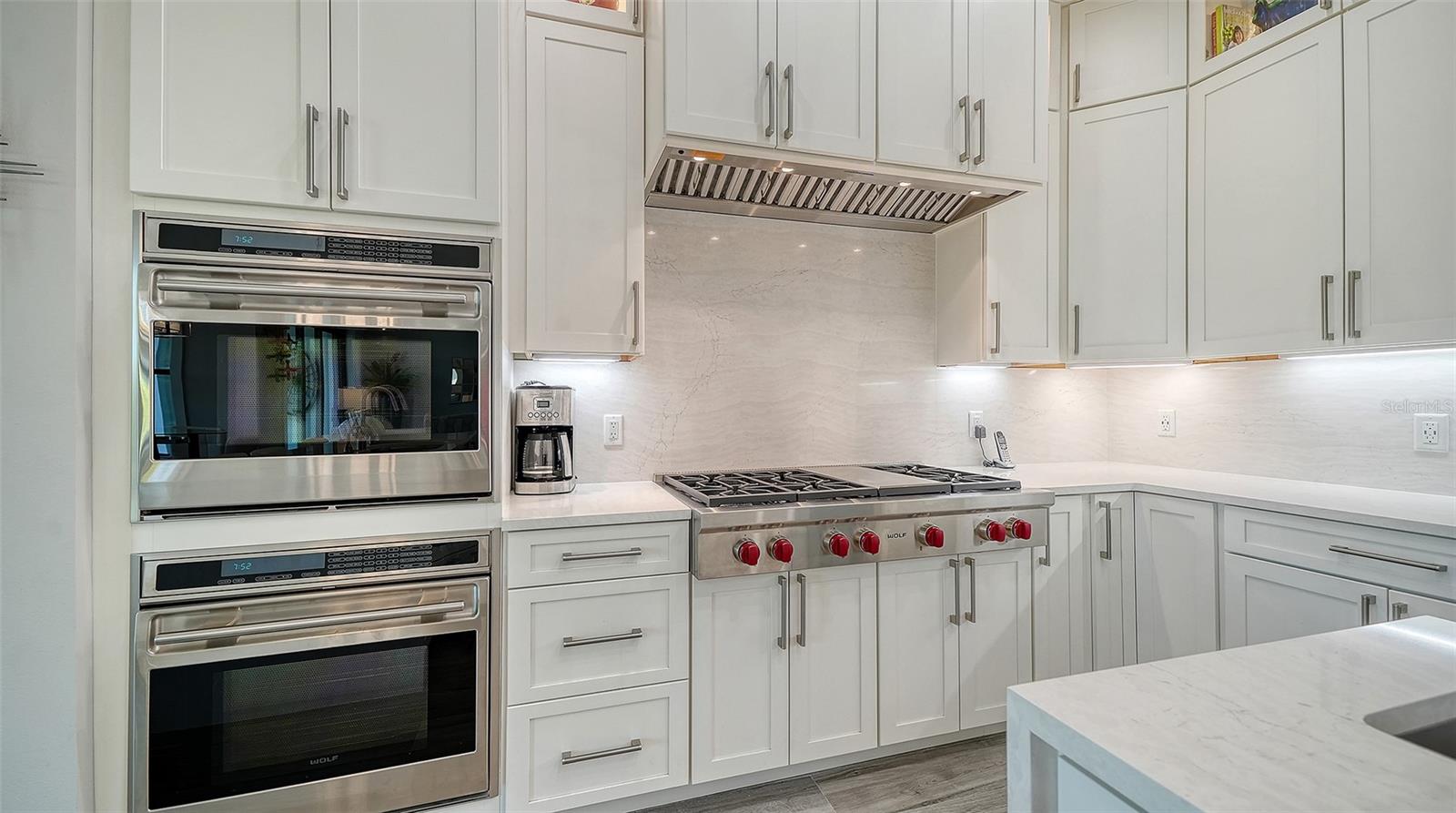 Image 21 of 96 For 5326 Siesta Cove Drive