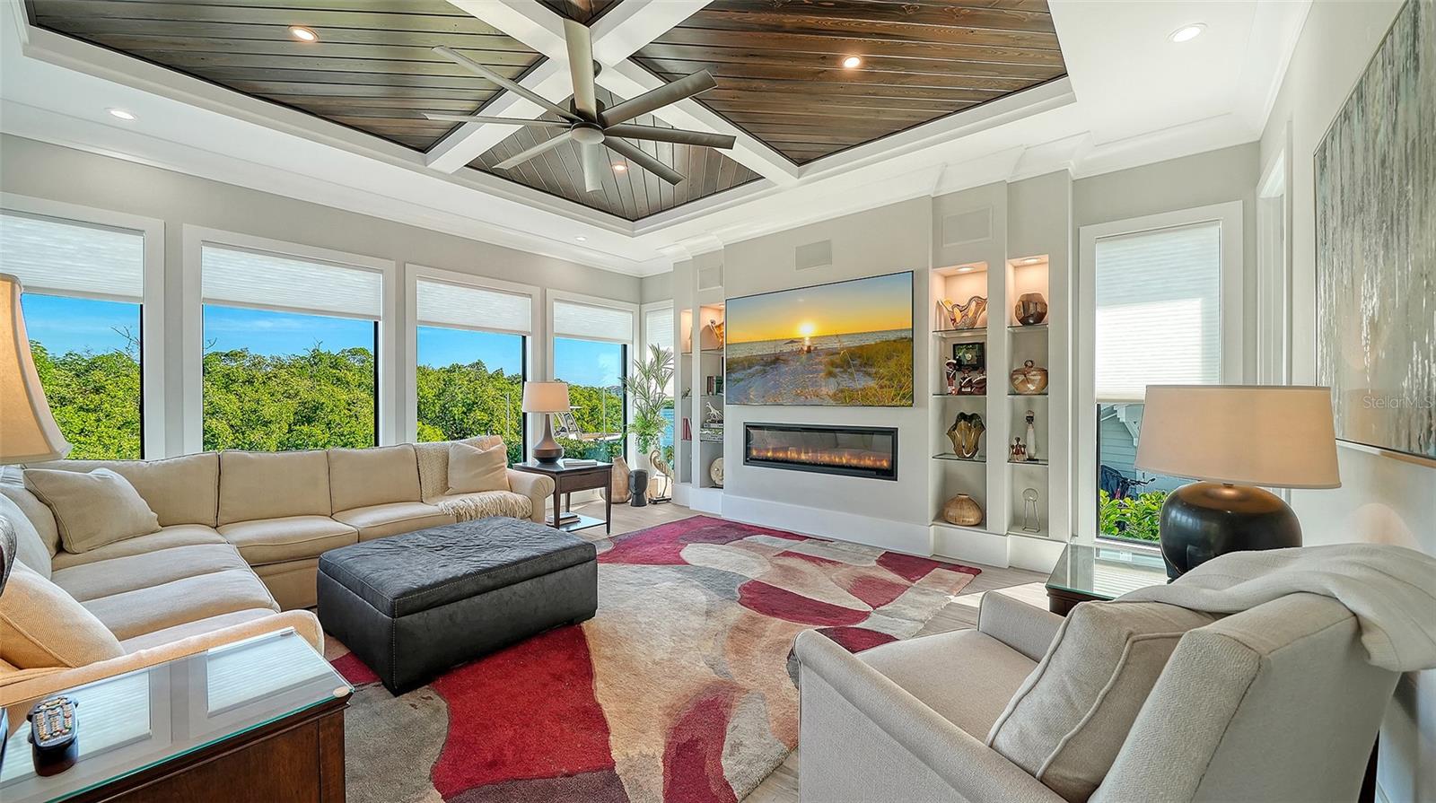 Image 29 of 96 For 5326 Siesta Cove Drive