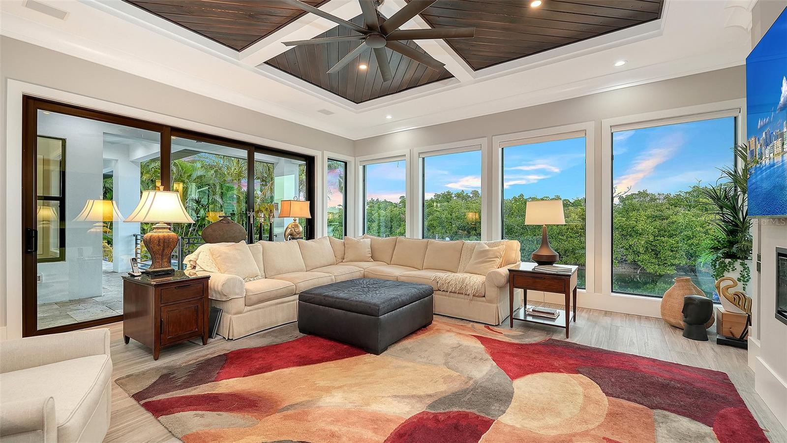 Image 31 of 96 For 5326 Siesta Cove Drive