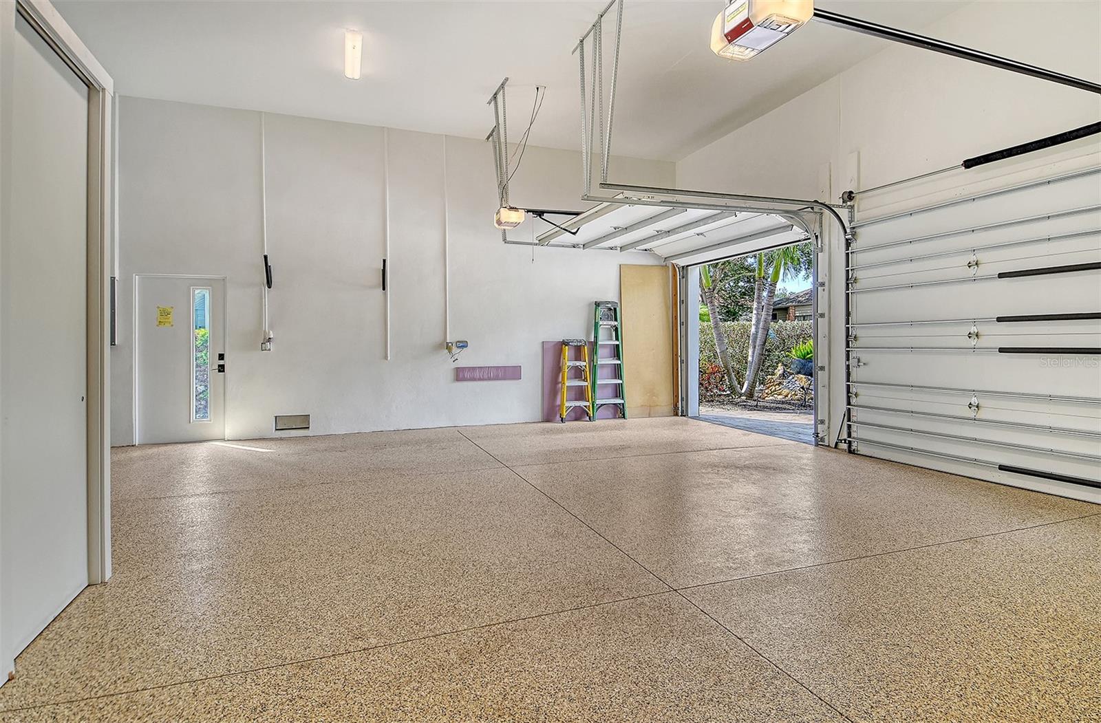 Image 94 of 96 For 5326 Siesta Cove Drive